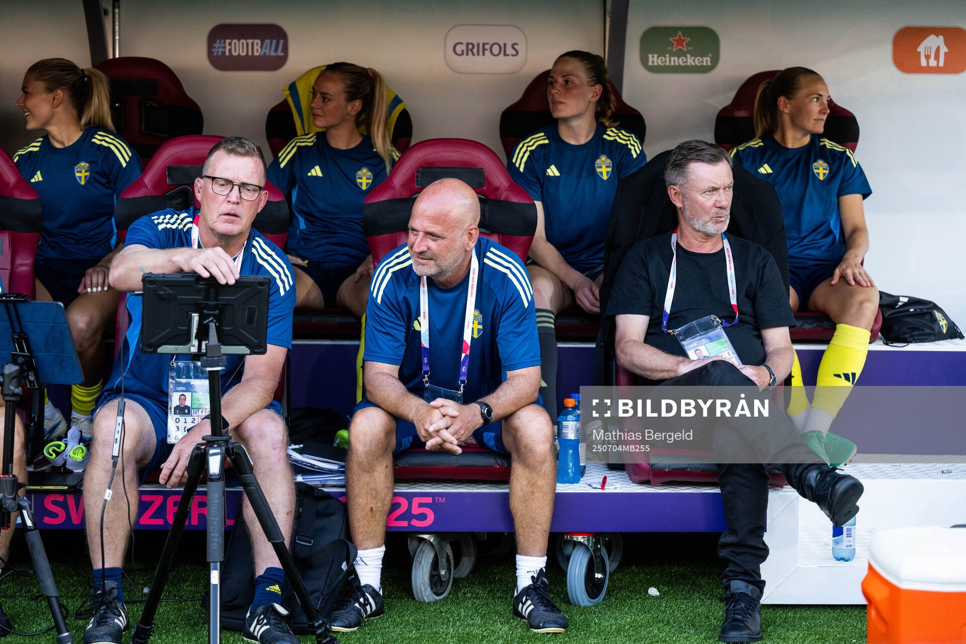 Goalkeeper coach Leif Troedsson, Assistant coach Magnus