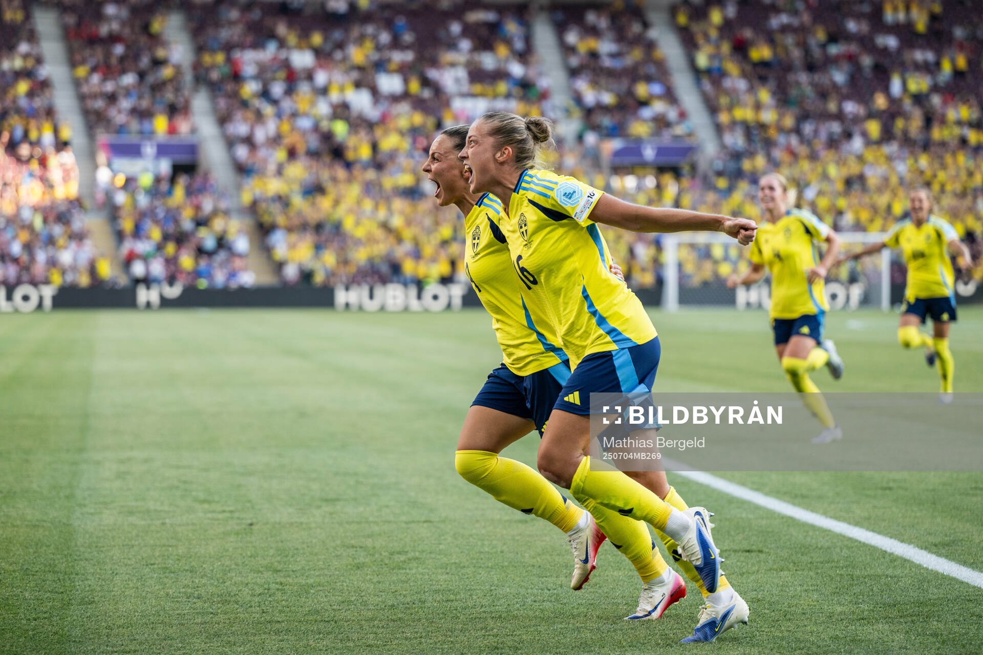 Johanna Rytting Kaneryd celebrates with Filippa Angeldahl