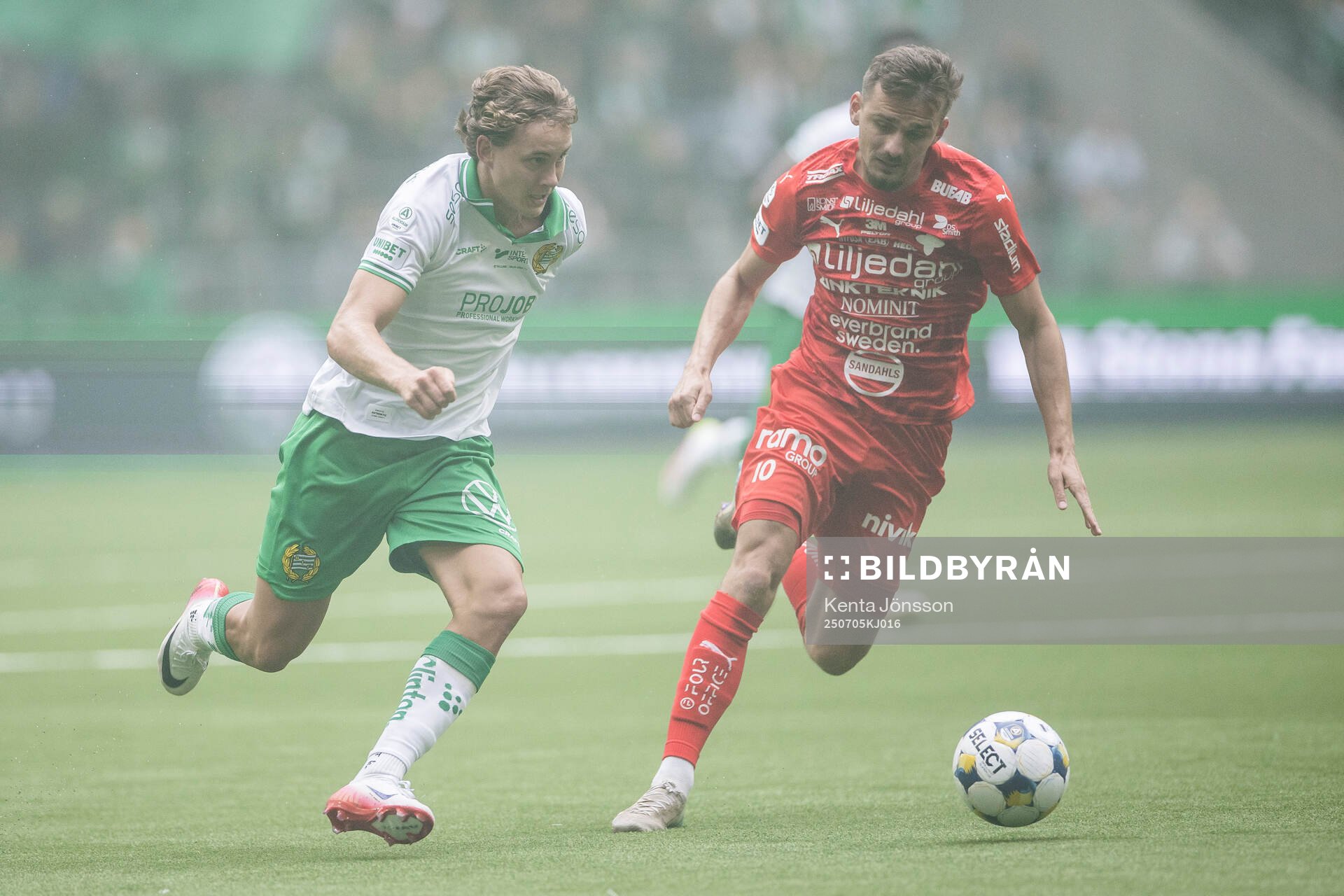 Hammarbys Hampus Skoglund och Värnamos Ajdin Zeljkovic