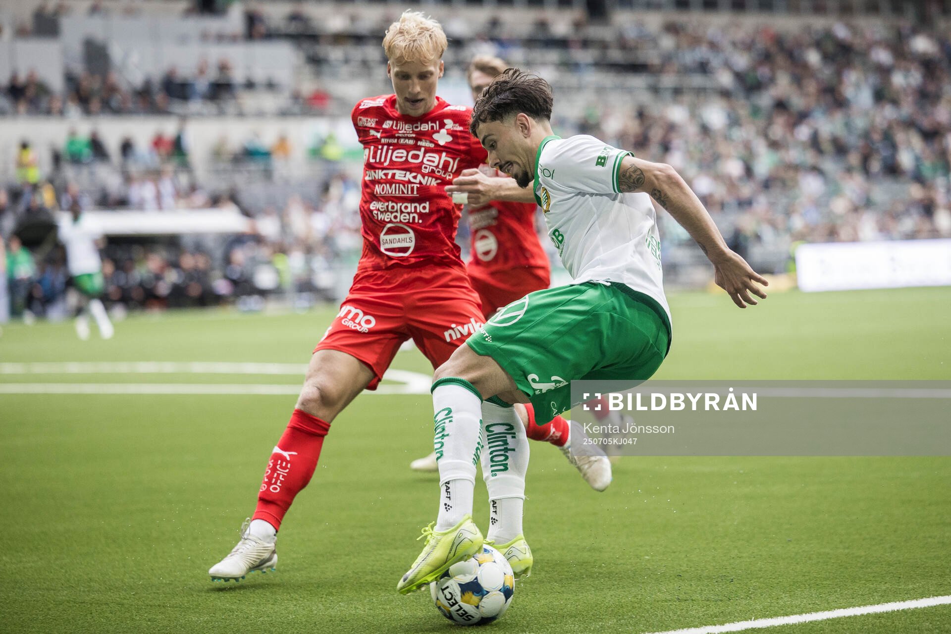 Värnamos Victor Larsson och Hammarbys Sebastian Tounekti