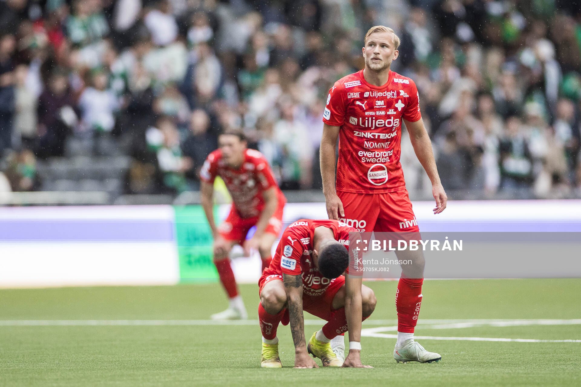 Värnamos Luke Le Roux och Johan Rapp deppar