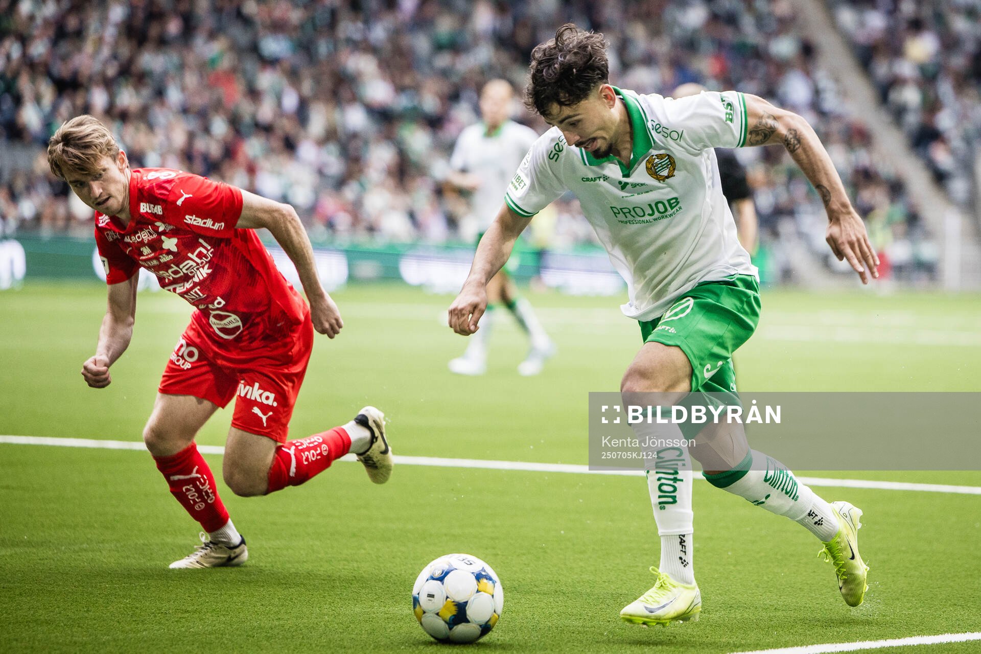 Värnamos Carl Johansson och Hammarbys Sebastian Tounekti