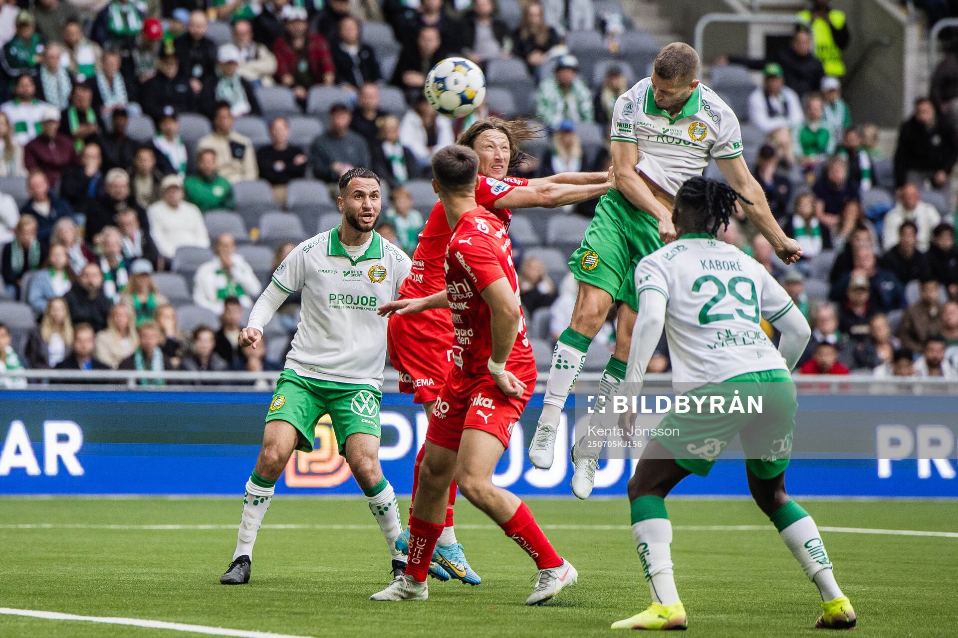 Hammarbys Oscar Johansson Schellhas och Värnamos Axel
