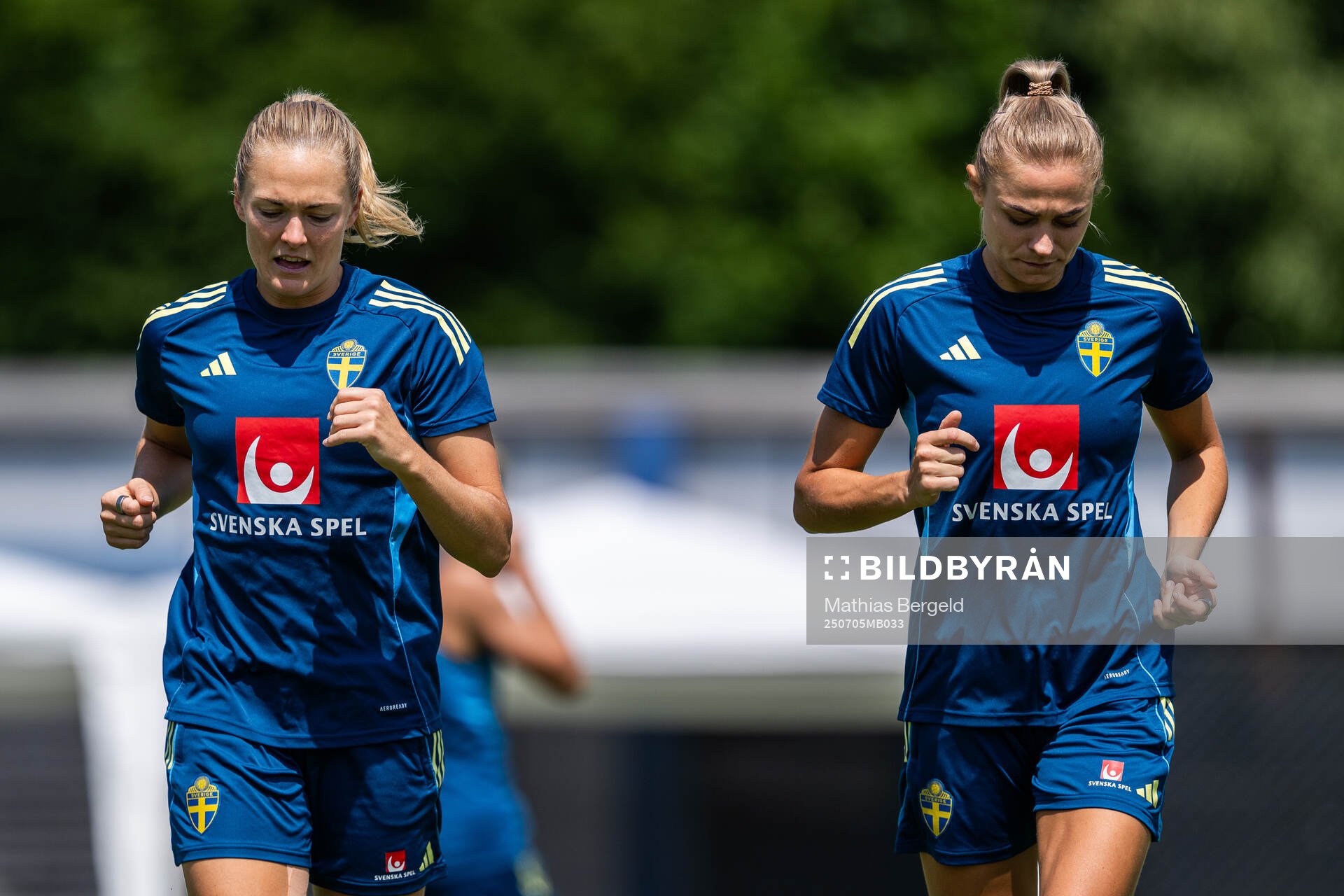 Magdalena Eriksson and Fridolina Rolfö of the Swedish