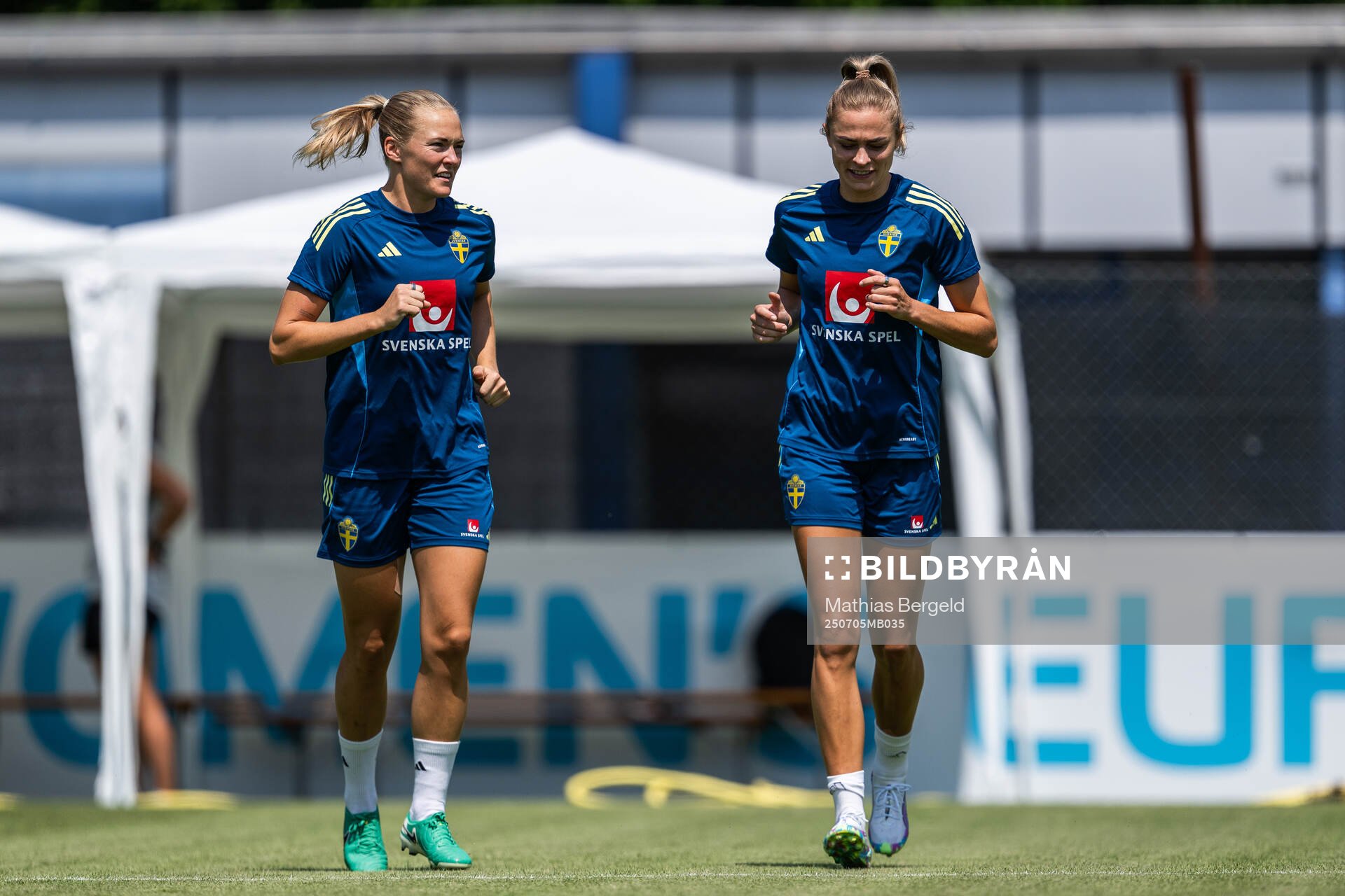 Magdalena Eriksson and Fridolina Rolfö of the Swedish