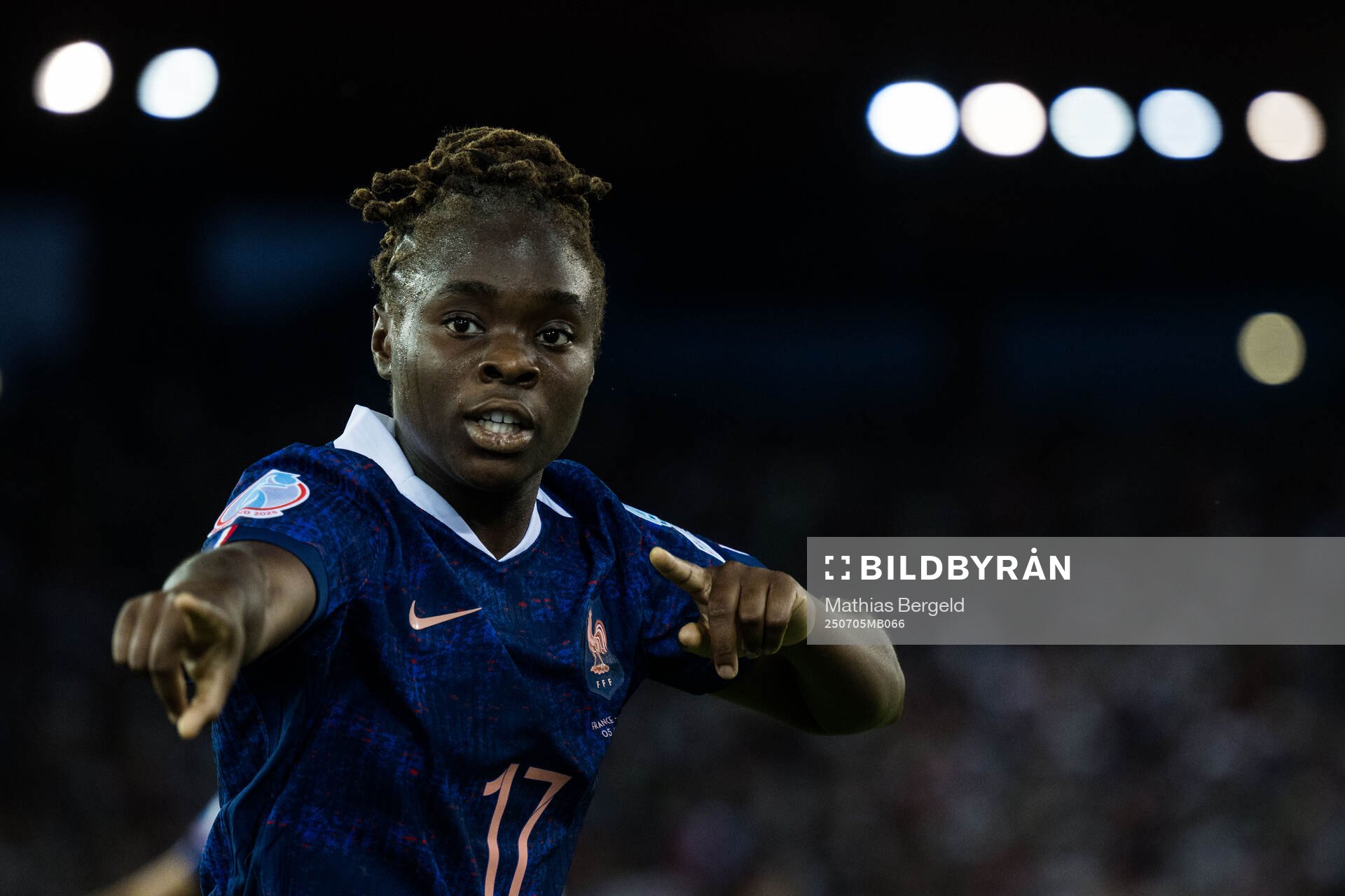 Sandy Baltimore of France celebrates