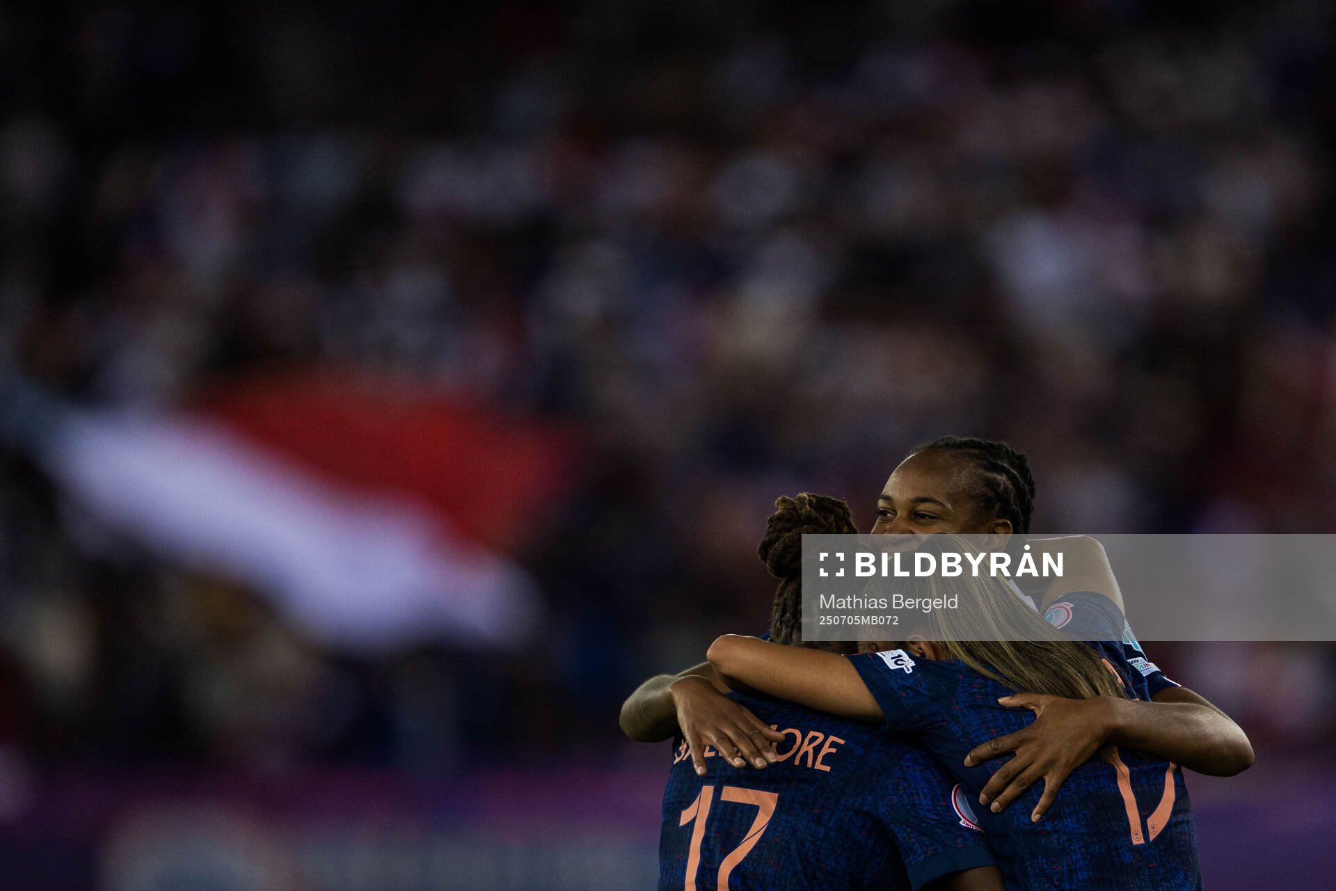 Sandy Baltimore and Marie Antoinette Katoto of France