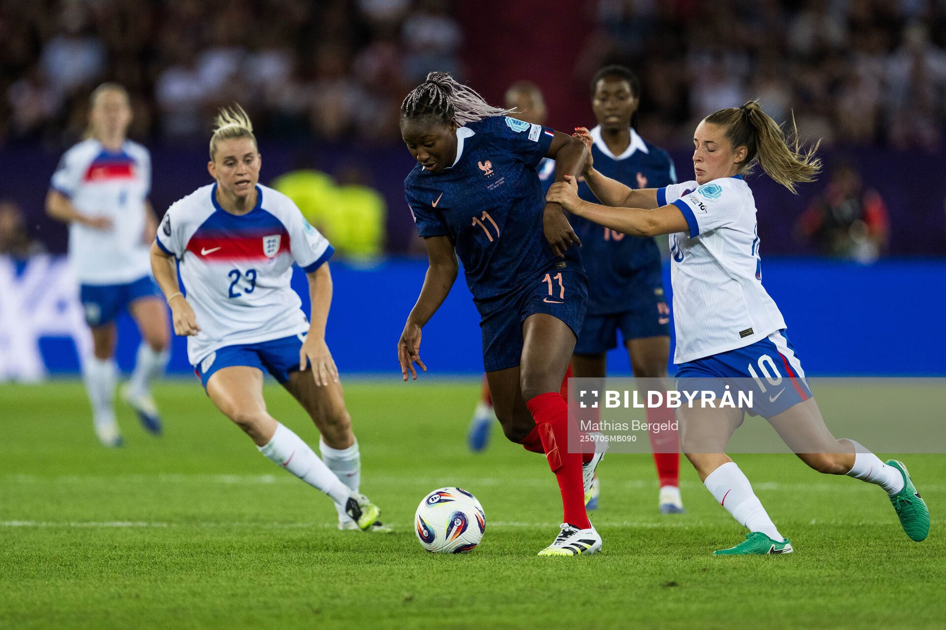 Alessia Russo and Ella Toone of England and Kadidiatou
