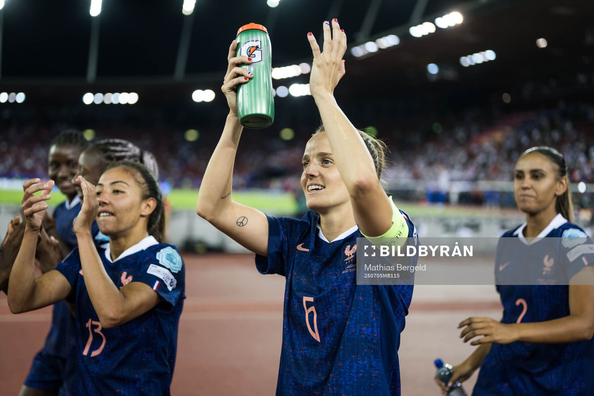 Sandie Toletti of France celebrates
