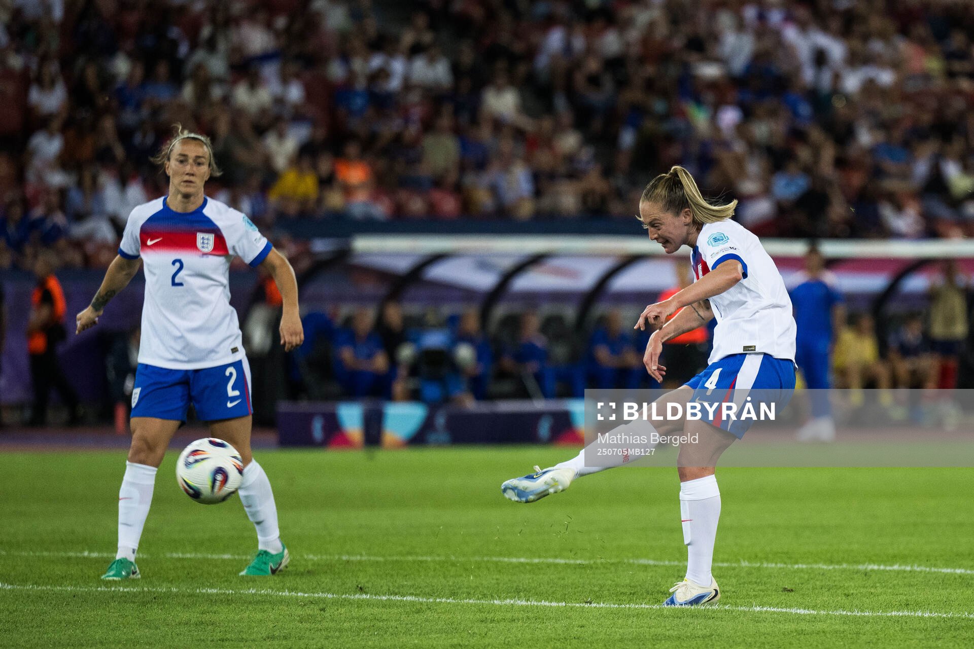 Keira Walsh of England