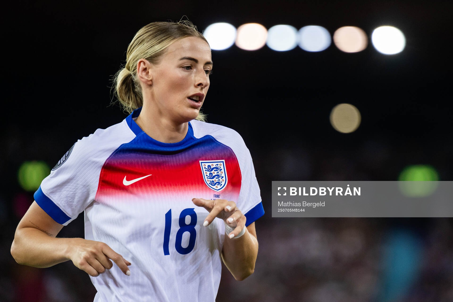 Chloe Kelly of England