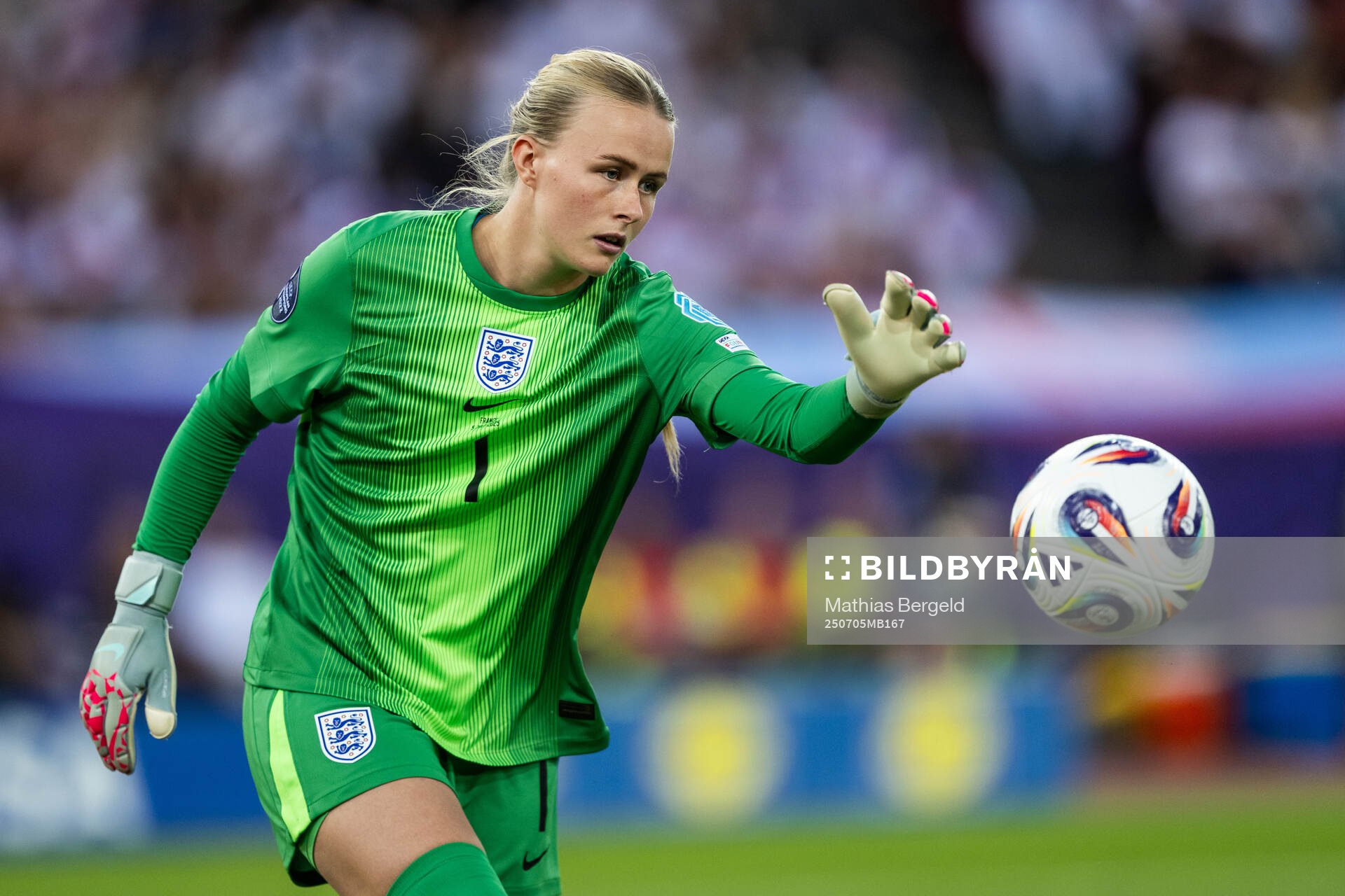 Goalkeeper Hannah Hampton of England