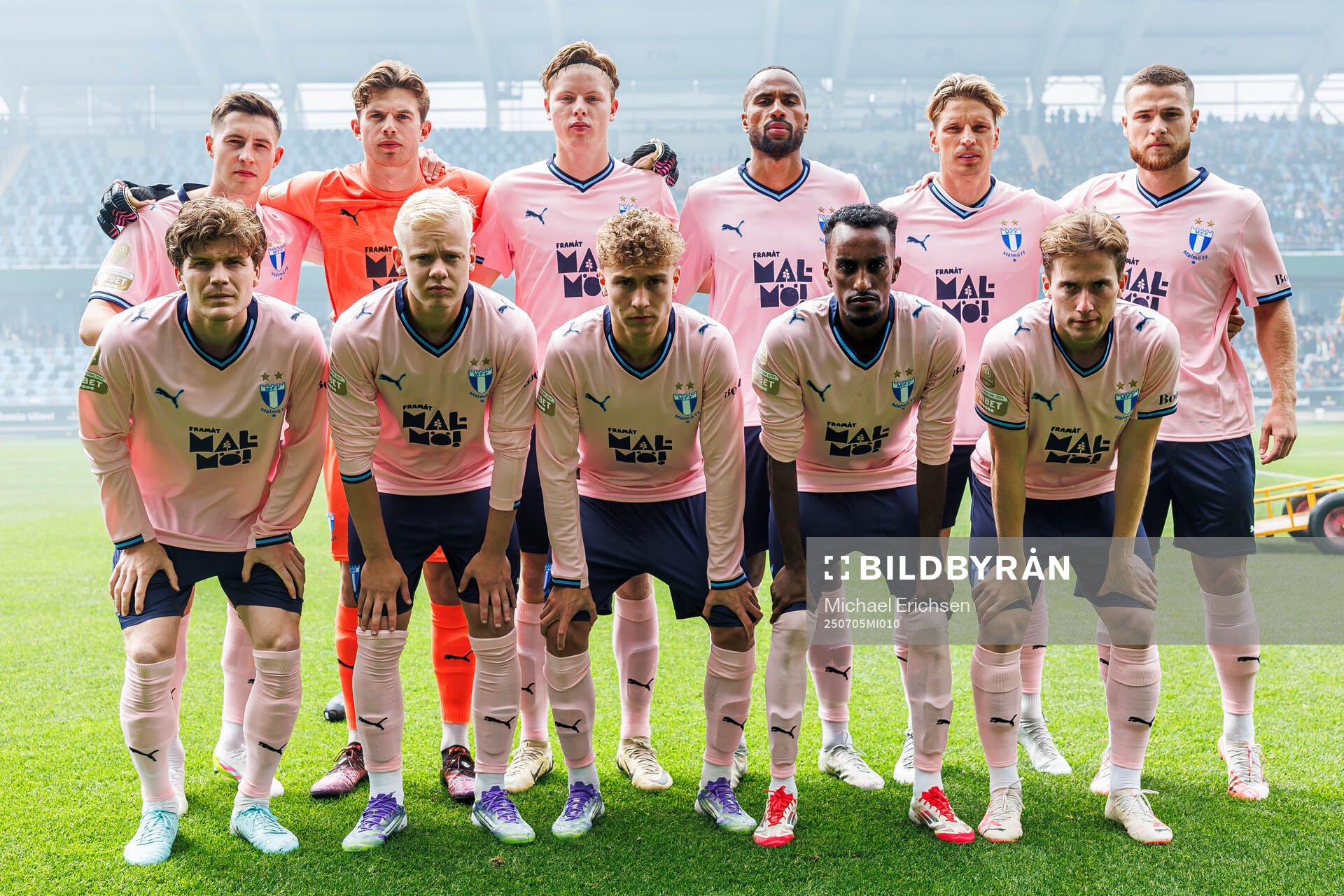 Malmö FFs (övre raden fr. v.) Lasse Berg Johnsen,