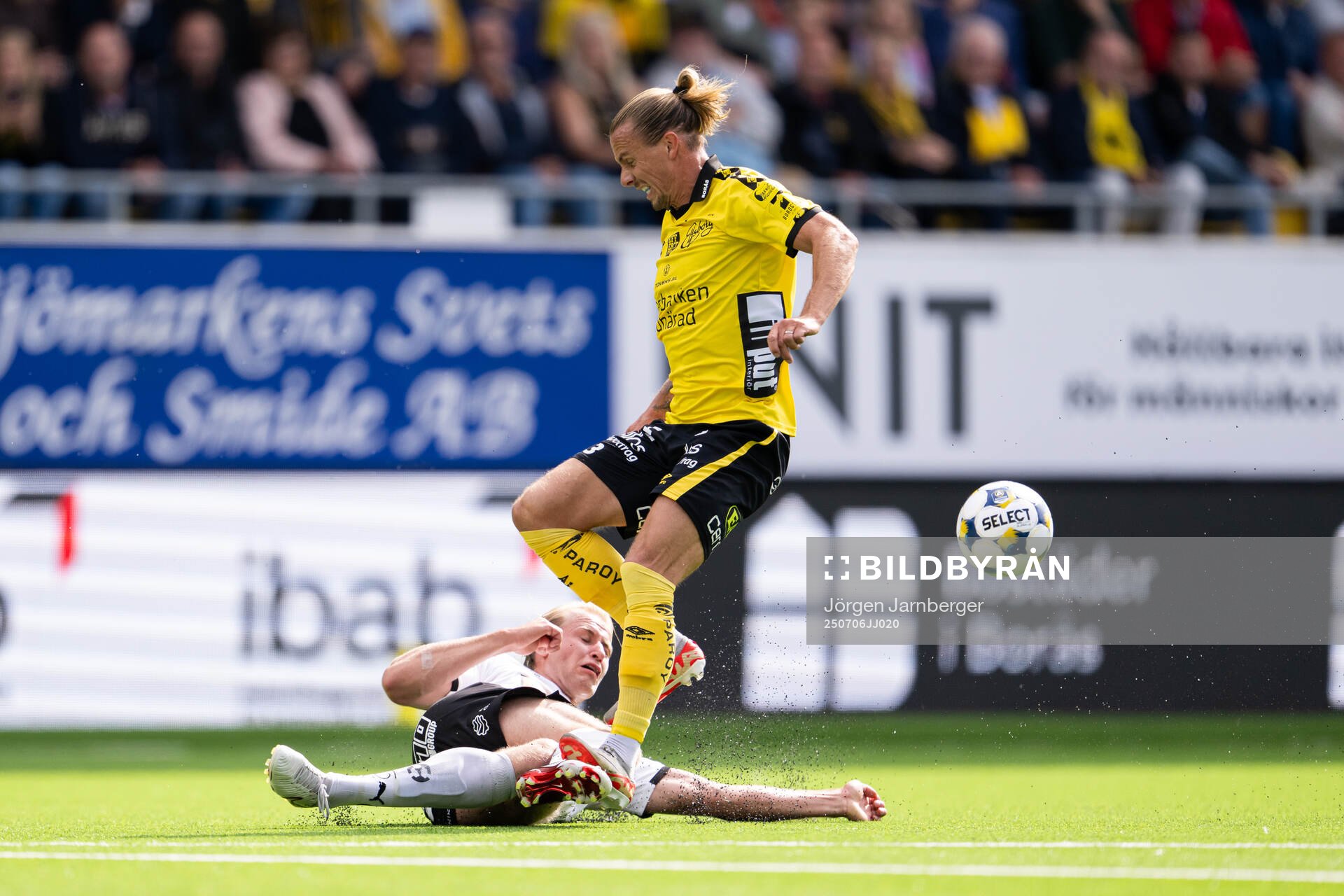 Häckens Harry Hilvenius och Elfsborgs Niklas Hult