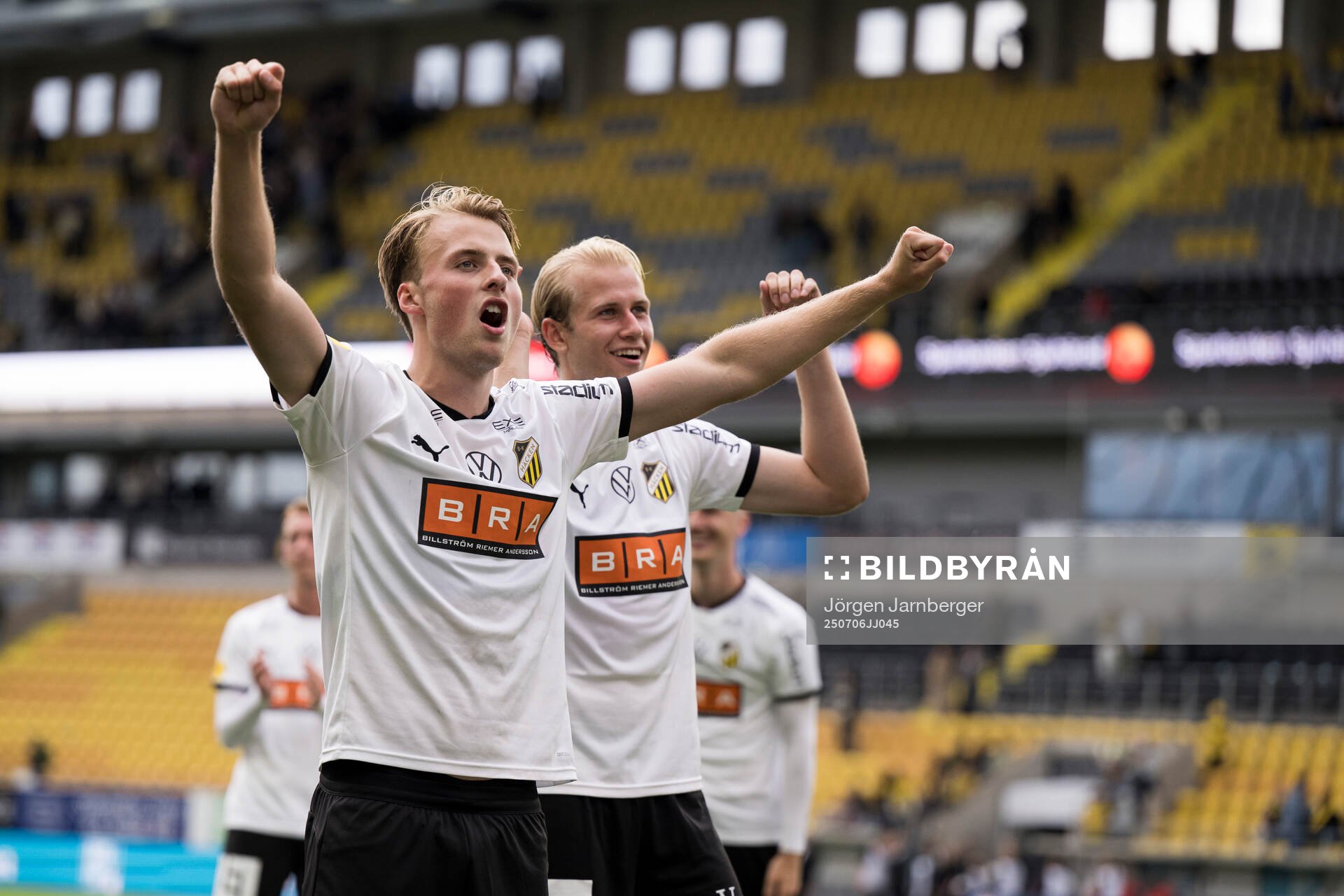 Häckens Sigge Jansson jublar
