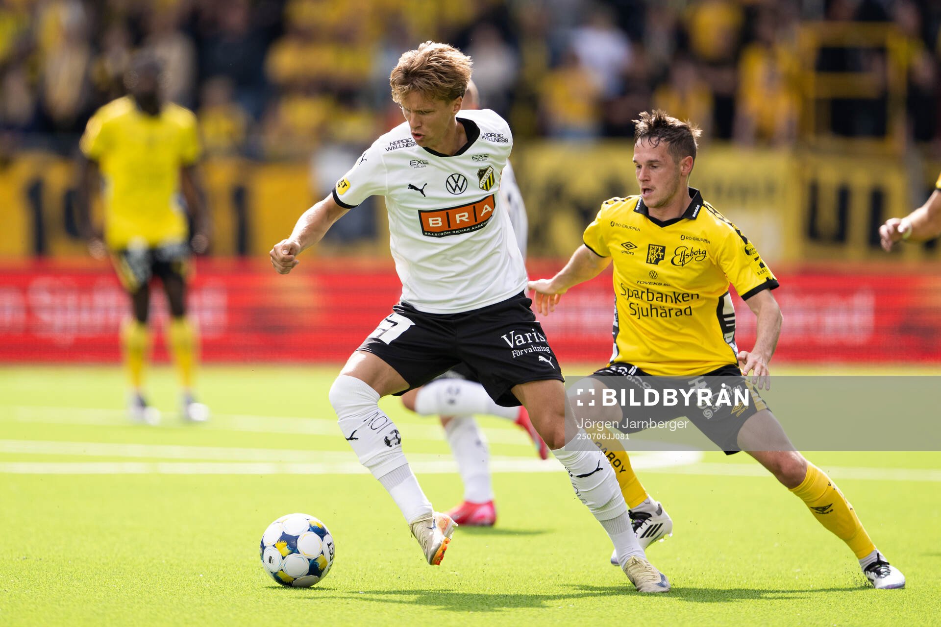 Häckens Samuel Leach Holm och Elfsborgs Jens Jakob Dyhr