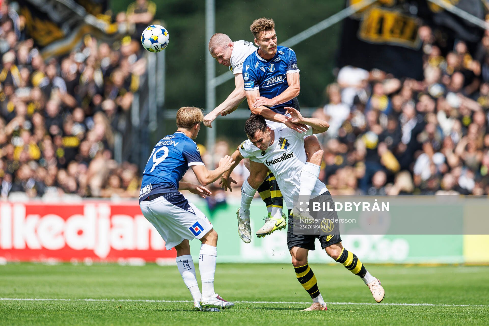 Halmstads Ludvig Arvidsson och Villiam Granath och AIKs