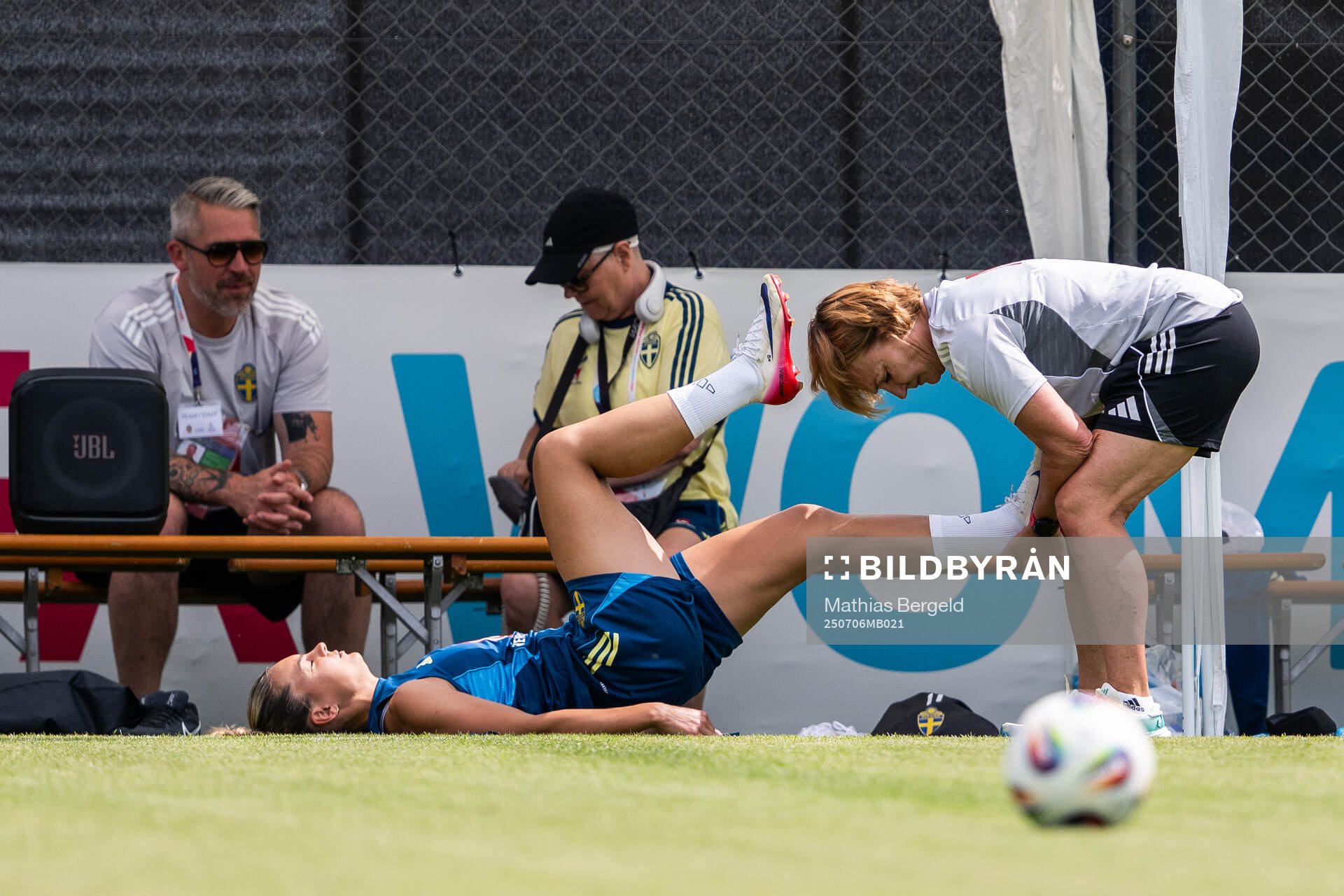 Johanna Rytting Kaneryd and Physiotherapist Annika Näsmark