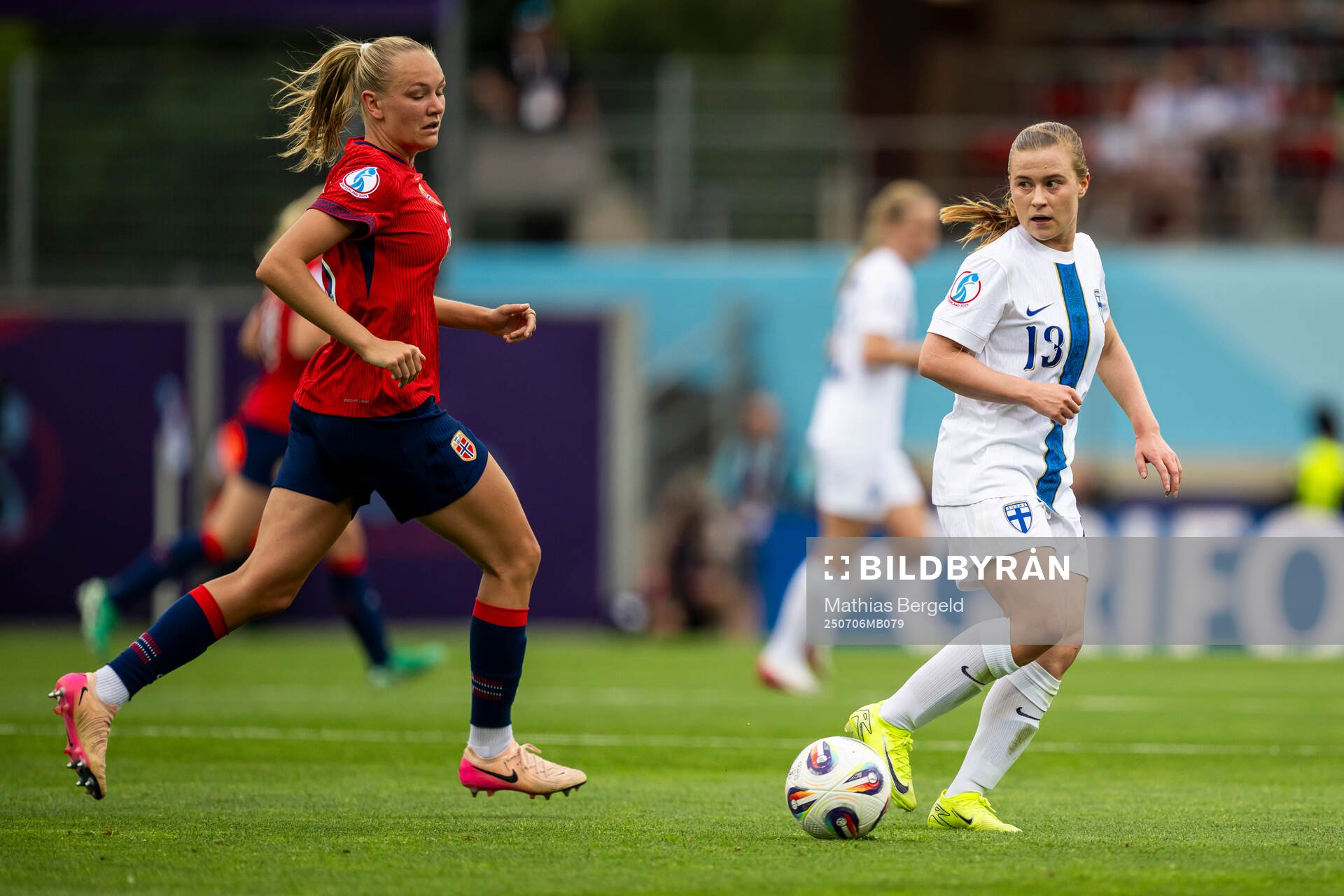 Frida Maanum of Norway and Oona Siren of Finland