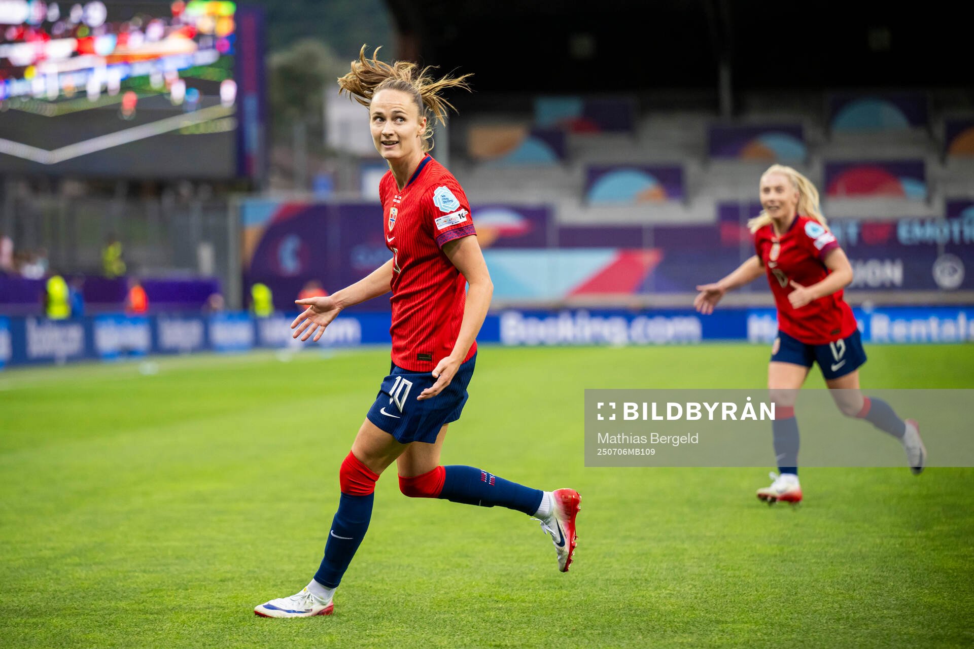 Caroline Graham Hansen of Norway celebrates