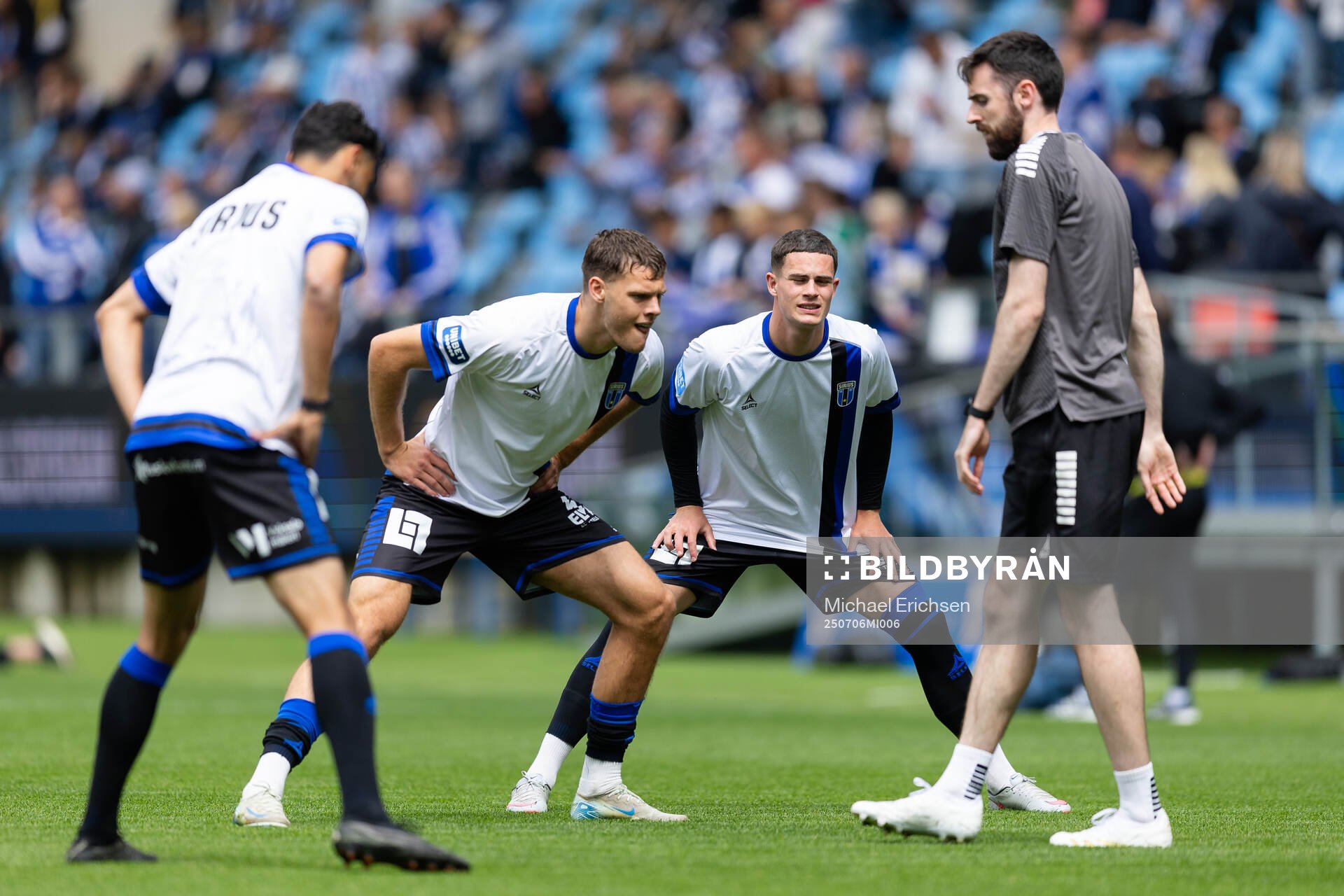 Sirius spelare värmer upp