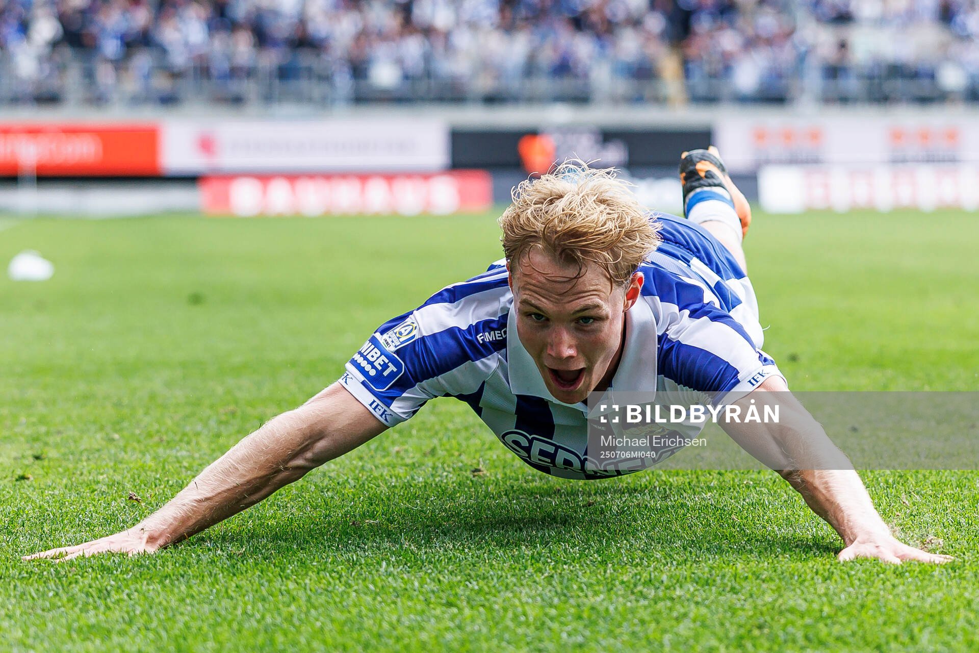IFK Göteborgs Max Fenger jublar