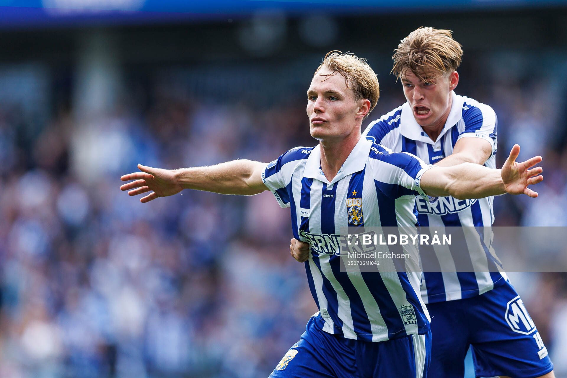IFK Göteborgs Max Fenger jublar