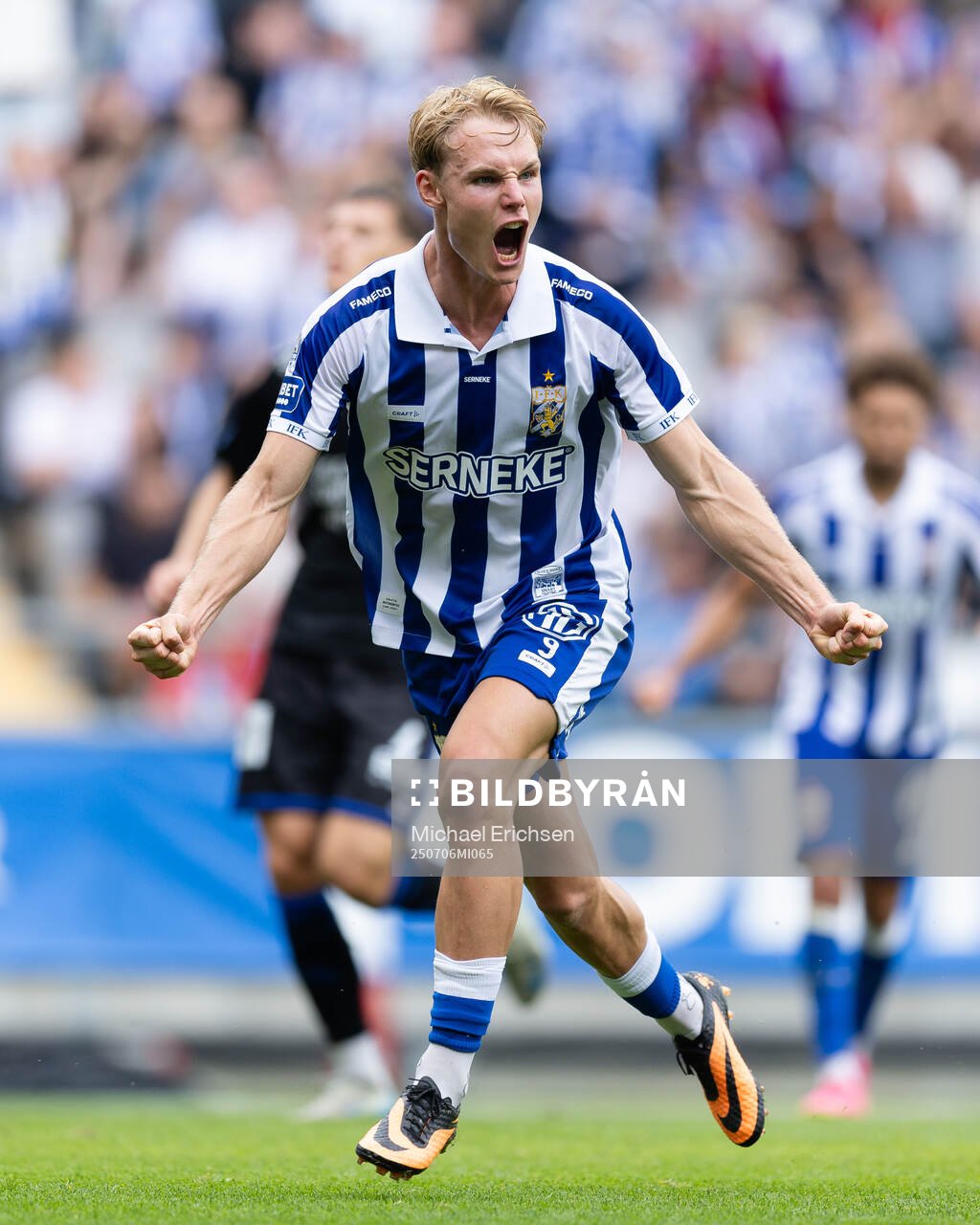 IFK Göteborgs Max Fenger jublar