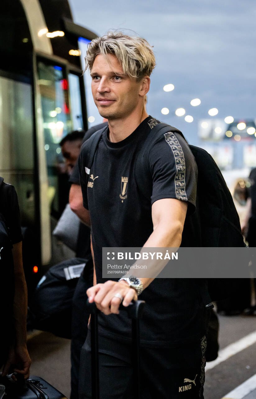 Jens Stryger Larsen of Malmö FF