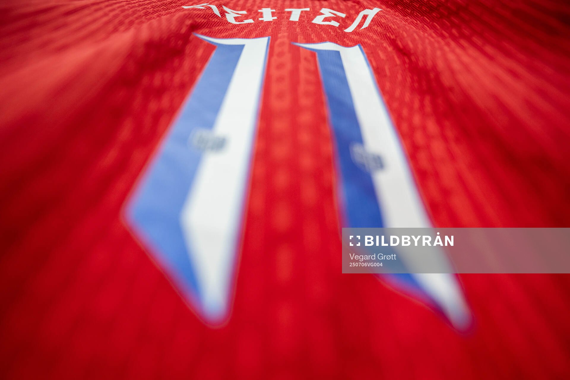 The kit of Guro Reiten of Norway in the dressing room