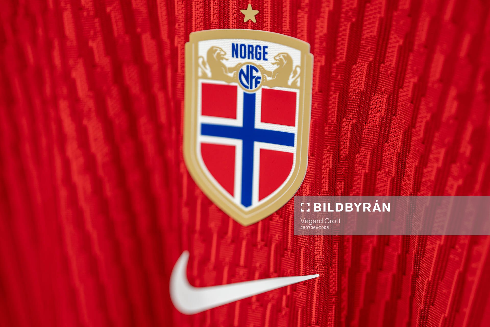 The crest