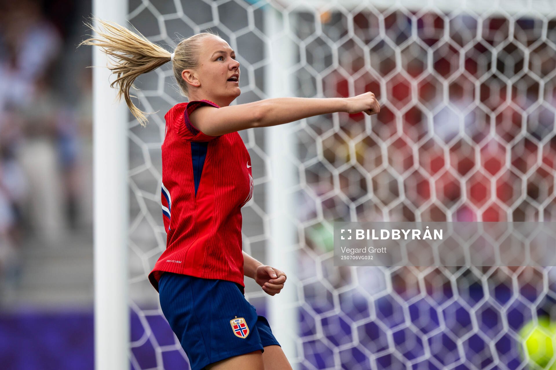 Frida Maanum of Norway celebrates