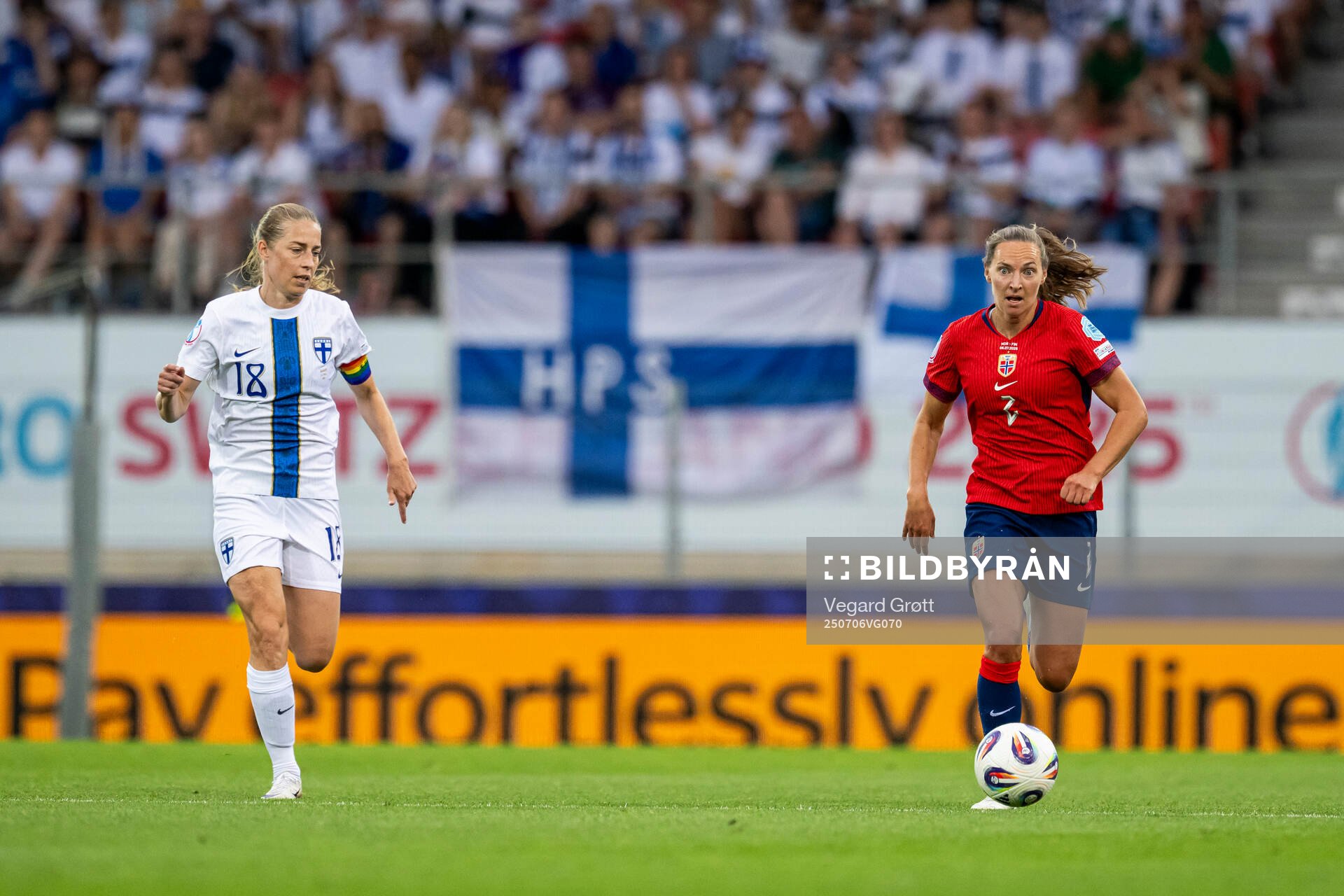 Linda Sällström of Finland and Marit Bratberg Lund of