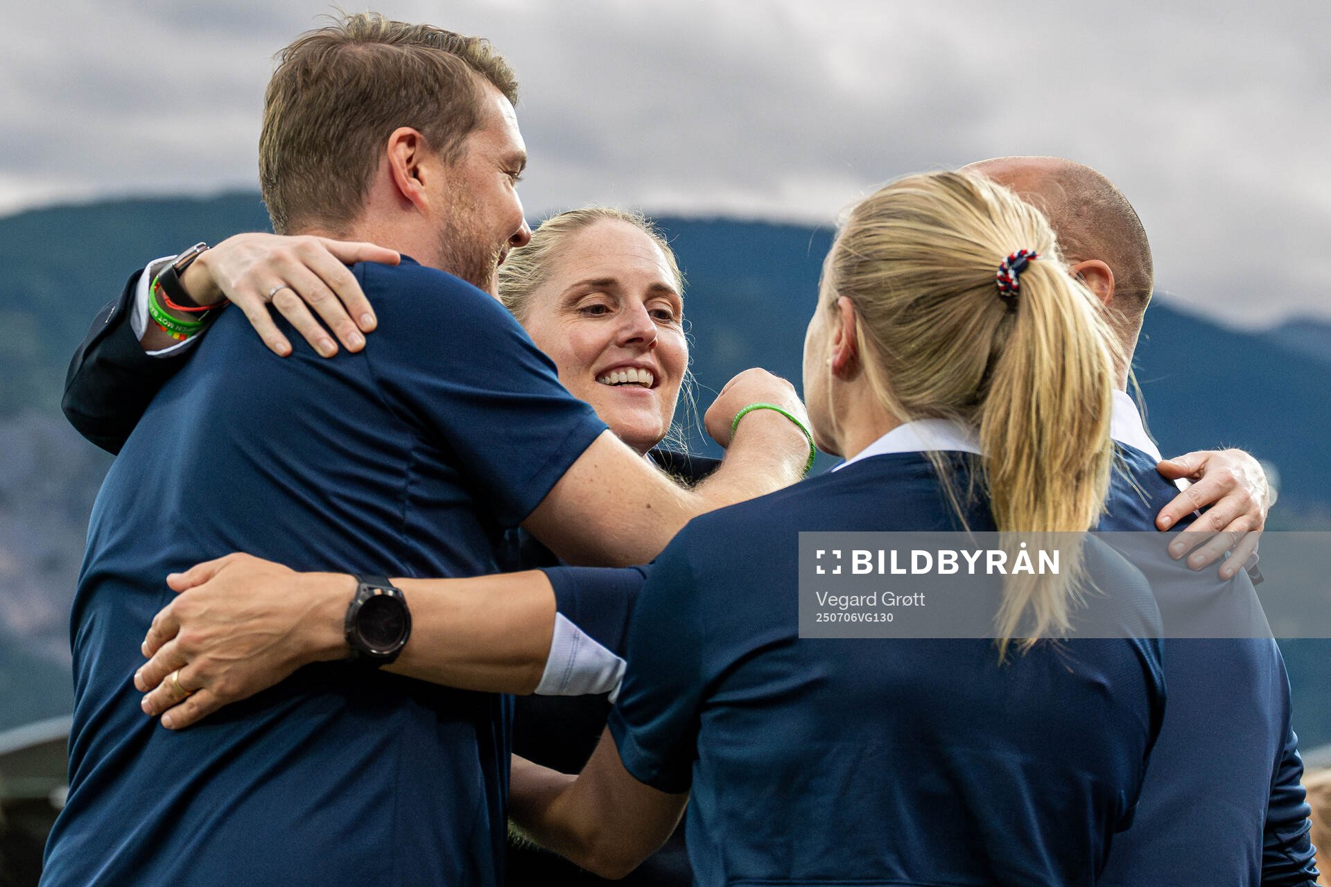 Gemma Grainger, head coach of Norway, celebrates with staff
