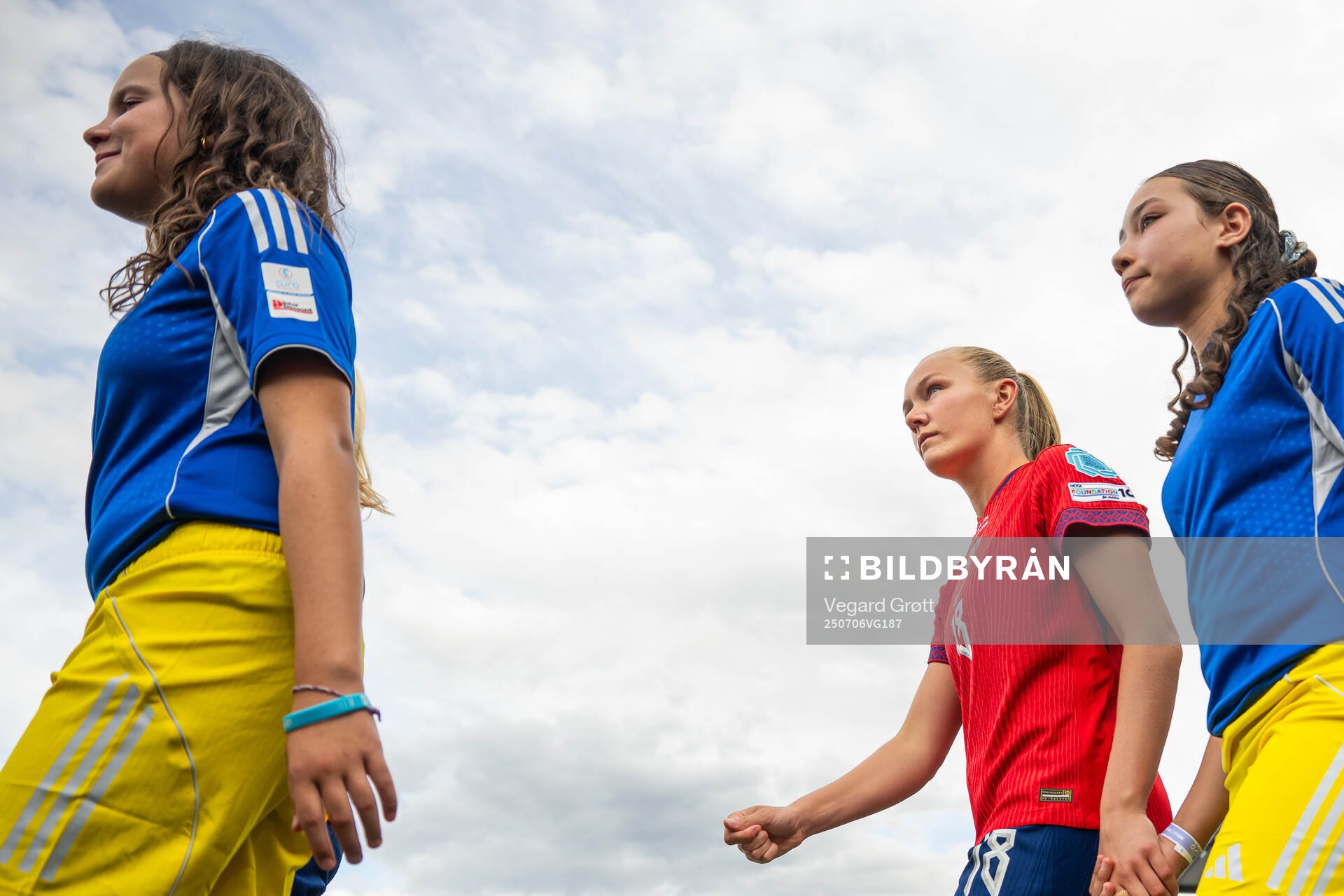 Frida Maanum of Norway enters the pitch