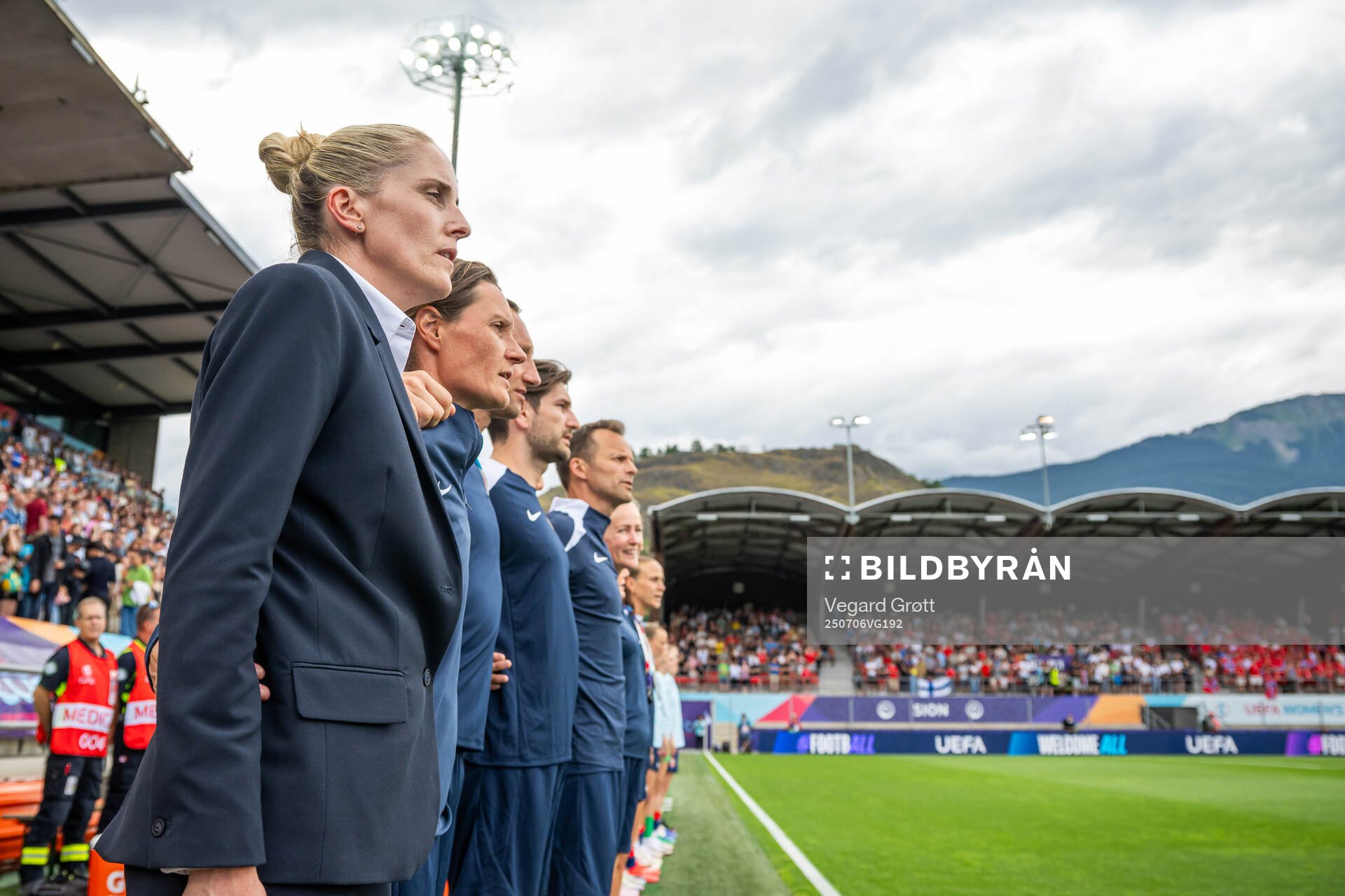Head coach Gemma Grainger and assistant coach Ingvild