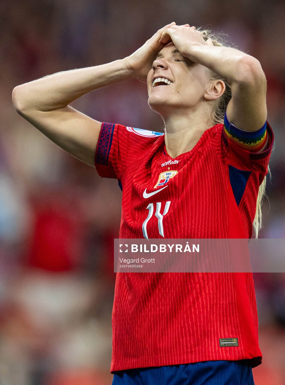 Ada Hegerberg of Norway celebrates