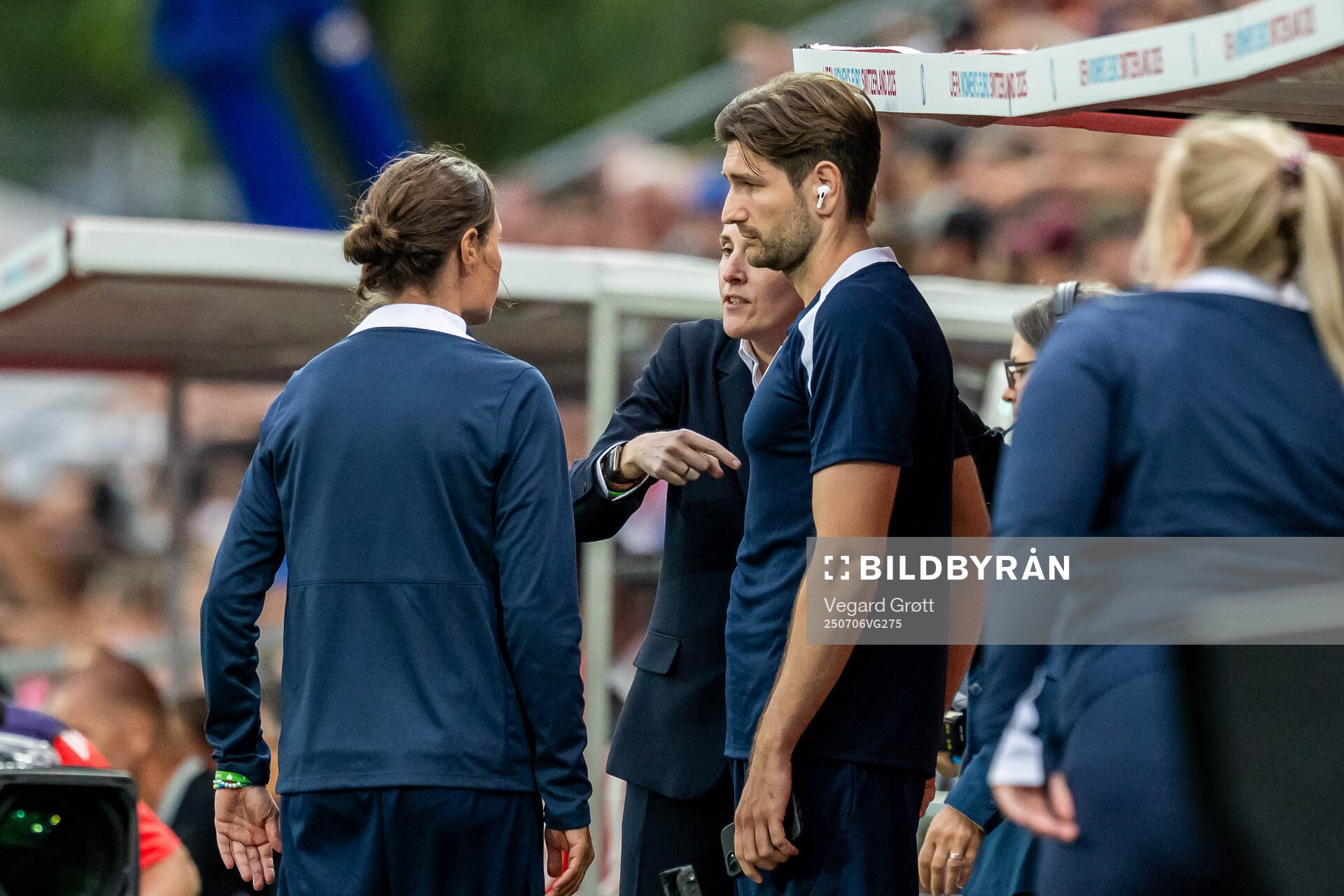 Assistant coach Ingvild Stensland, head coach Gemma