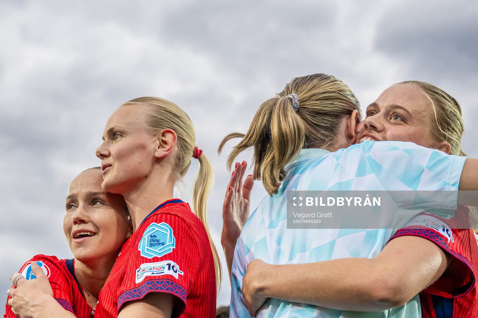 Guro Reiten, Karina Sævik and Mathilde Harviken of Norway
