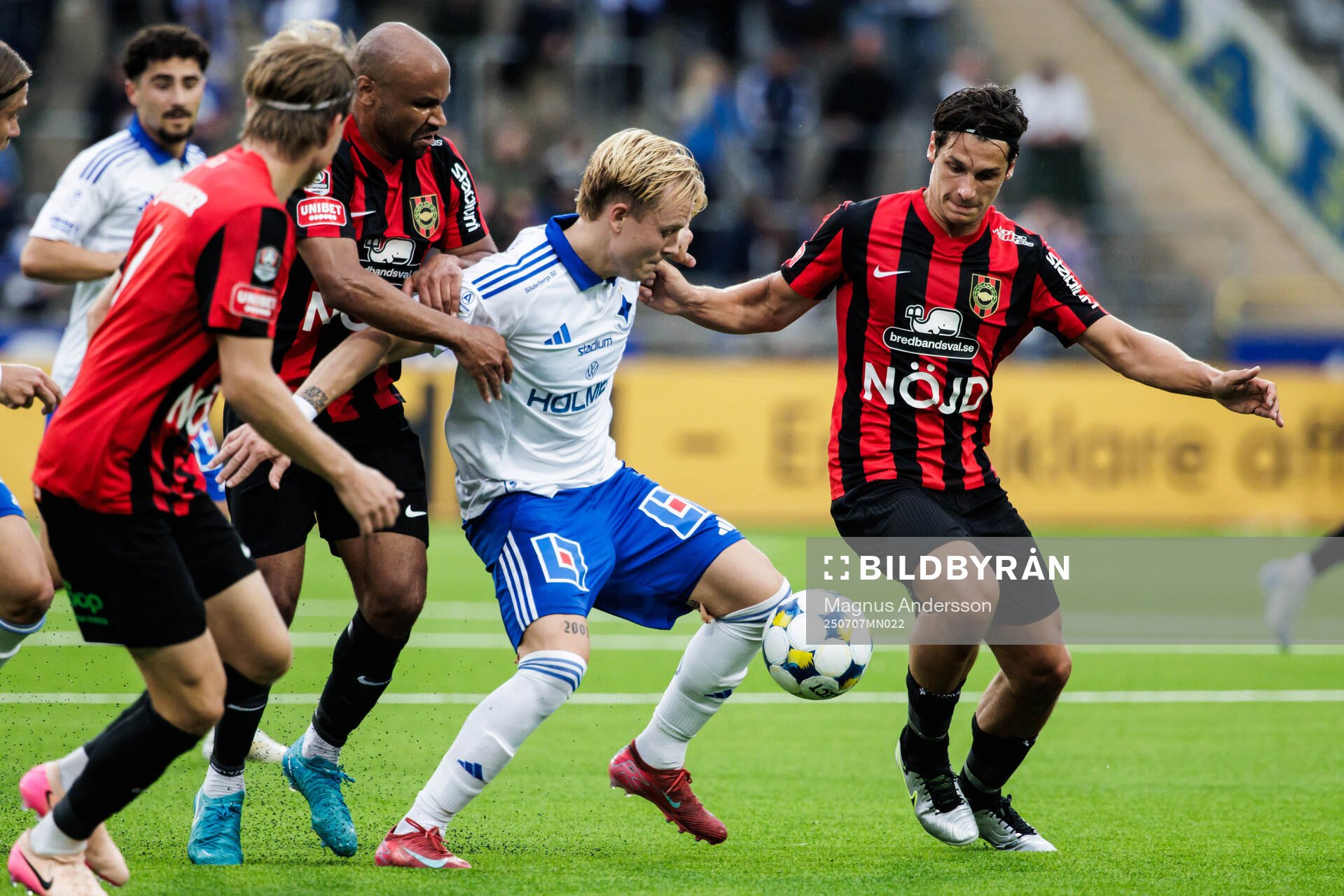 Brommapojkarnas Serge-Junior Martinsson Ngouali och Kevin
