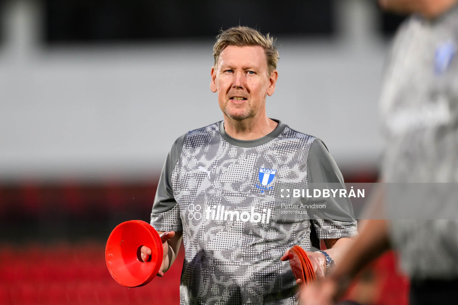 Assistant coach Peter Wettergren