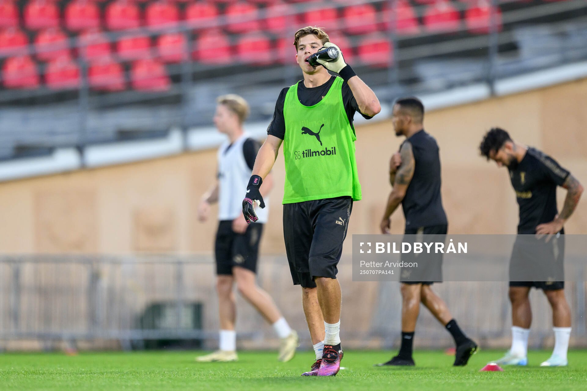 Goalkeeper Melker Ellborg