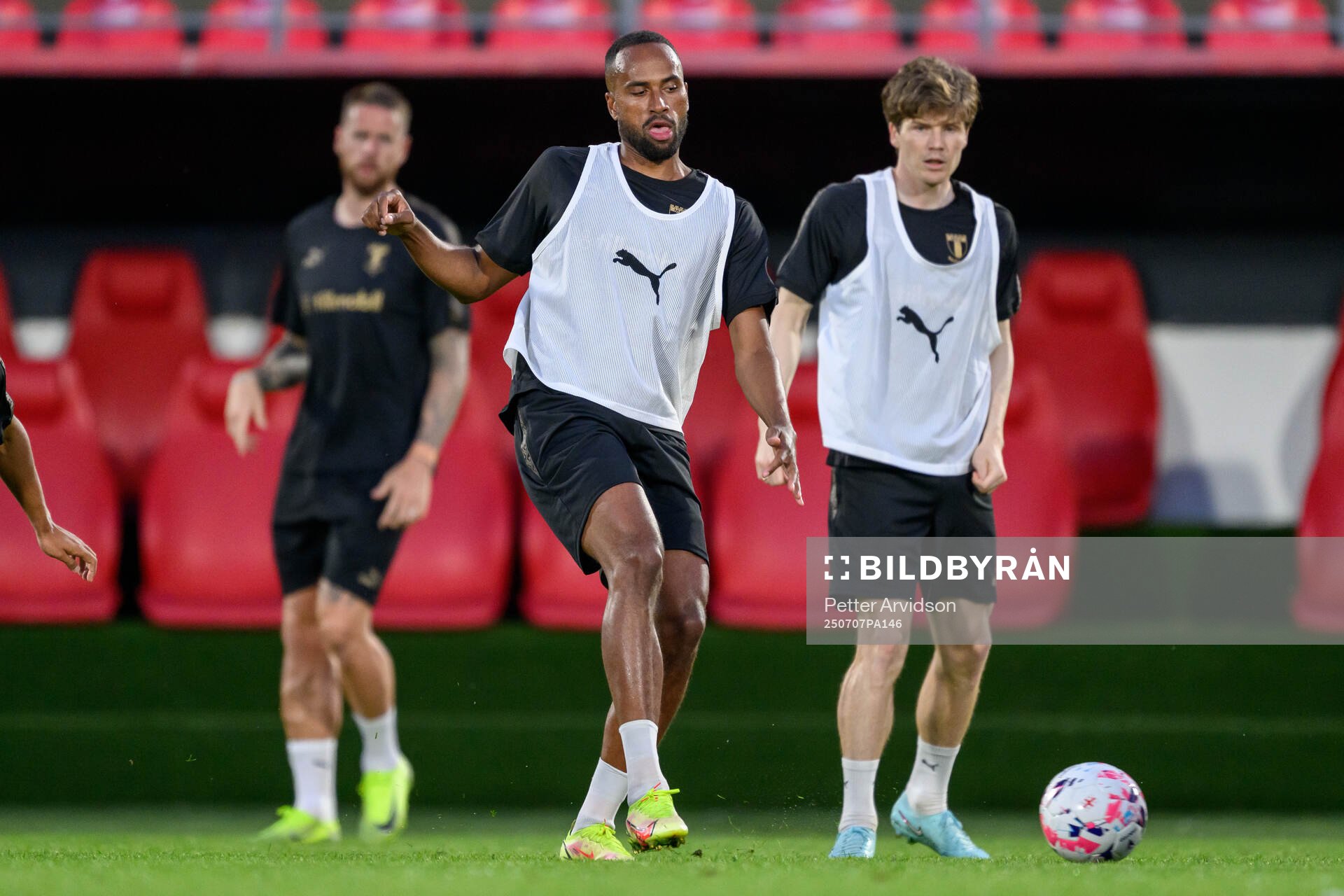 Isaac Kiese Thelin
