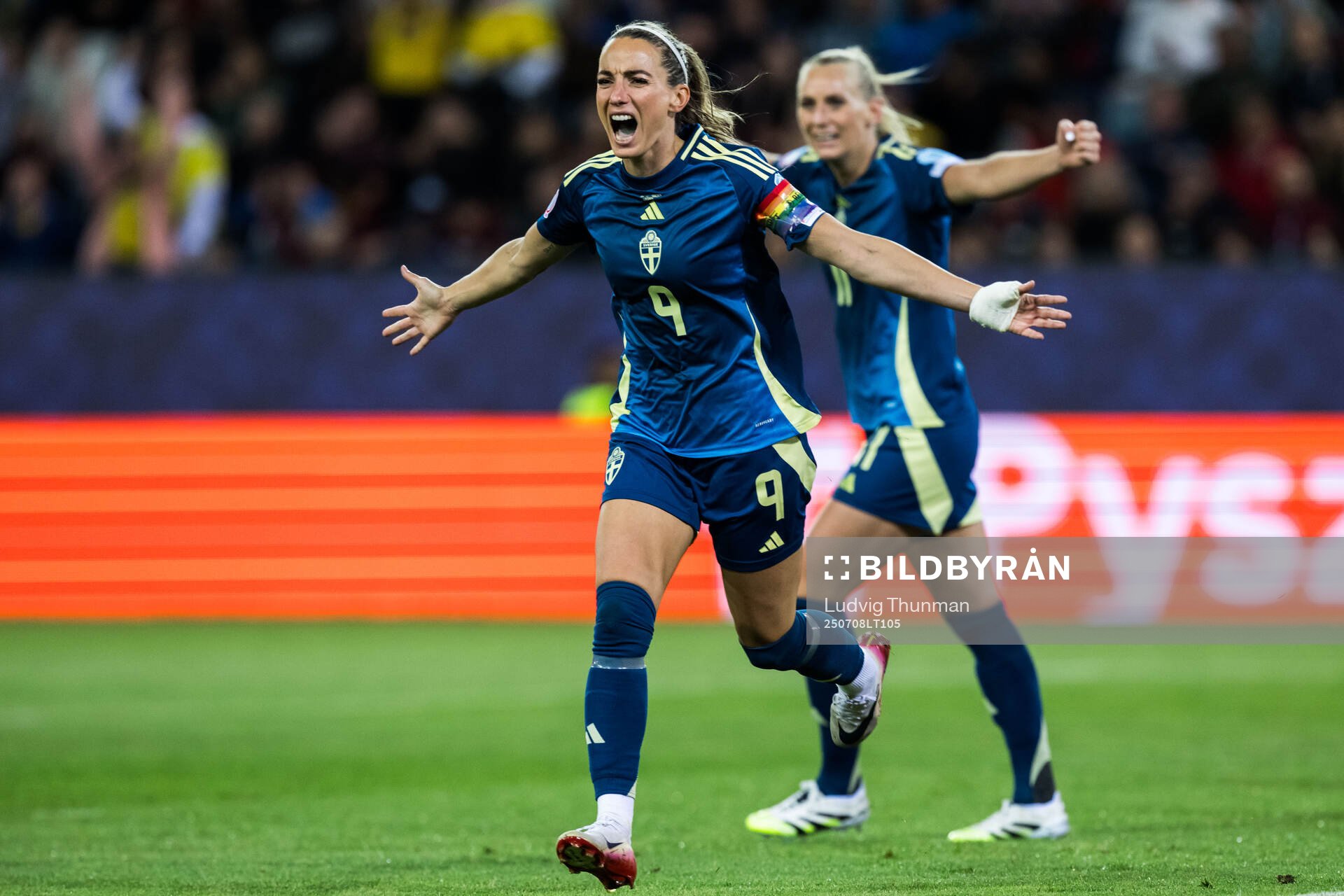 Kosovare Asllani of Sweden celebrates