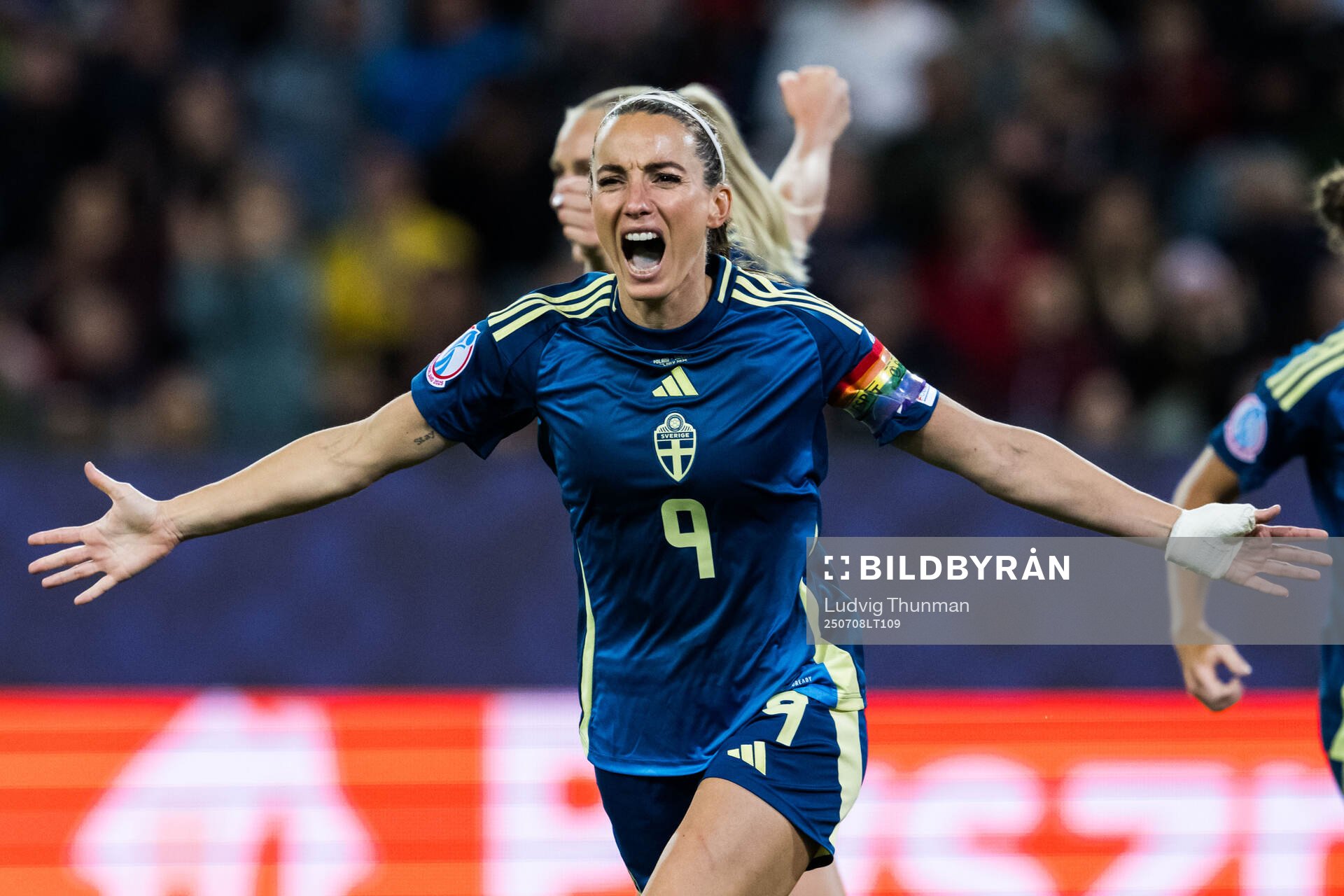 Kosovare Asllani of Sweden celebrates
