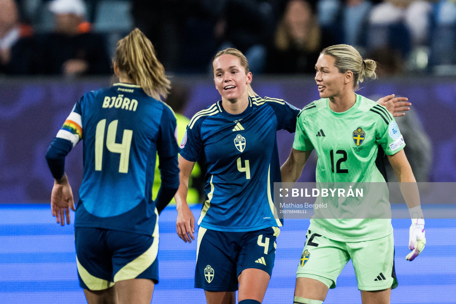 Hanna Lundkvist and goalkeeper Jennifer Falk of Sweden