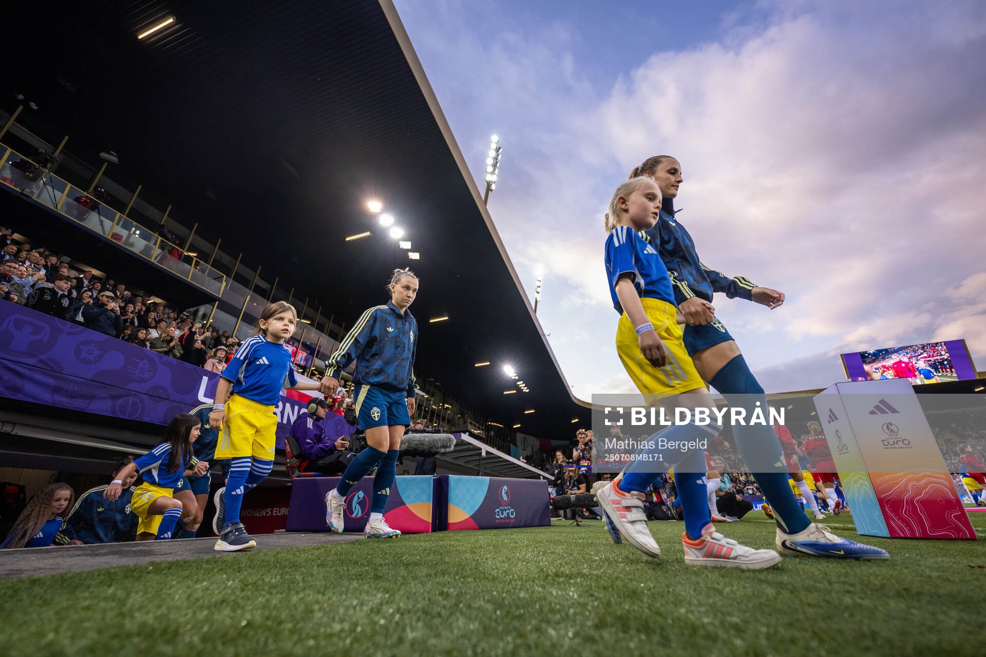 Julia Zigiotti Olme and Nathalie Björn of Sweden enter the