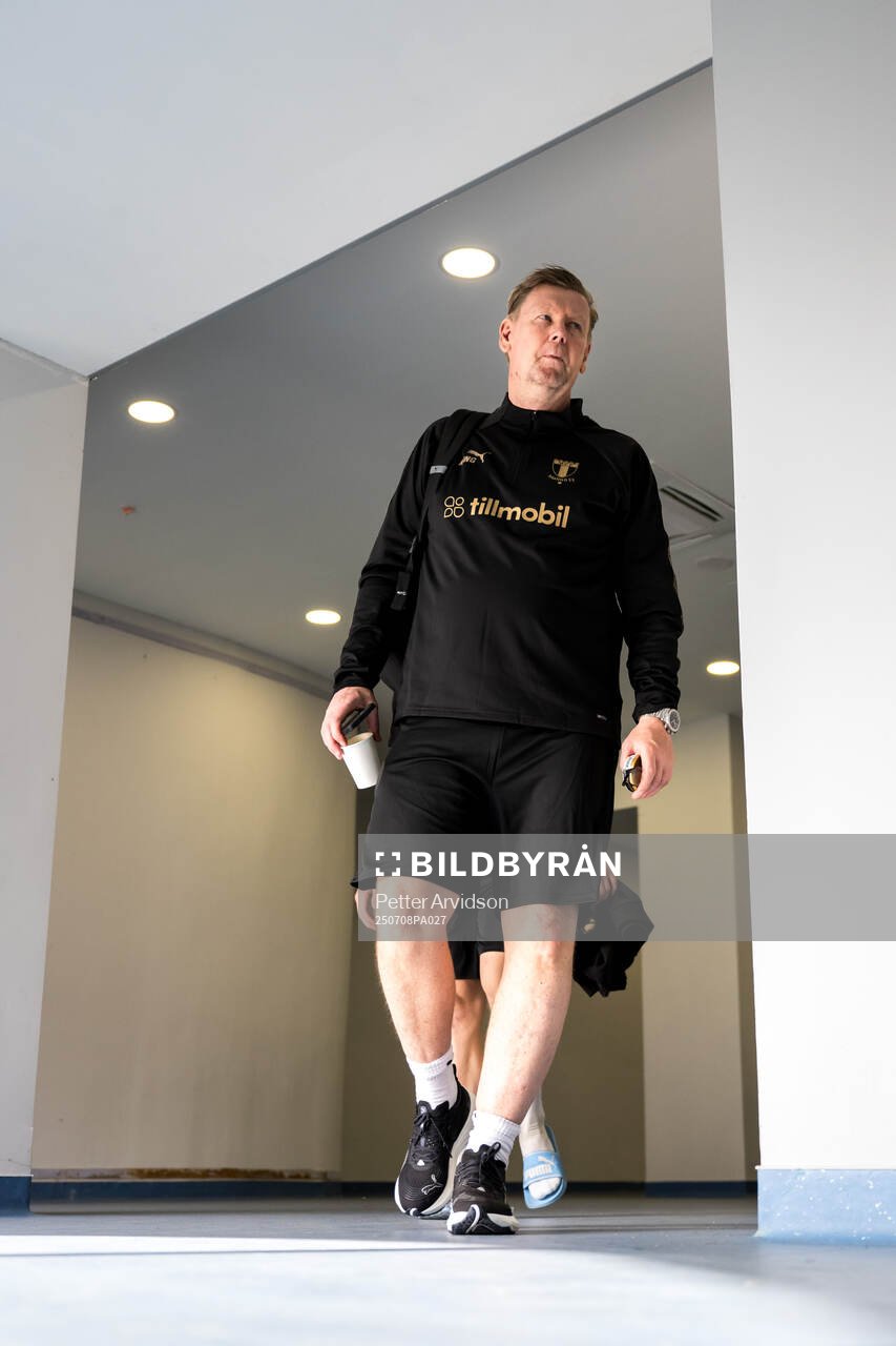 Assistant coach Peter Wettergren of Malmö FF