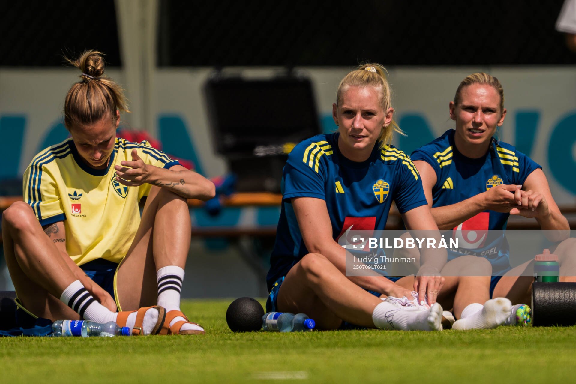 Nathalie Björn, Stina Blackstenius and Jonna Andersson of