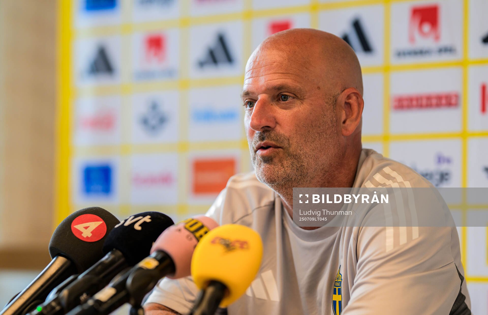 Assistant coach Magnus Wikman of the Swedish women's